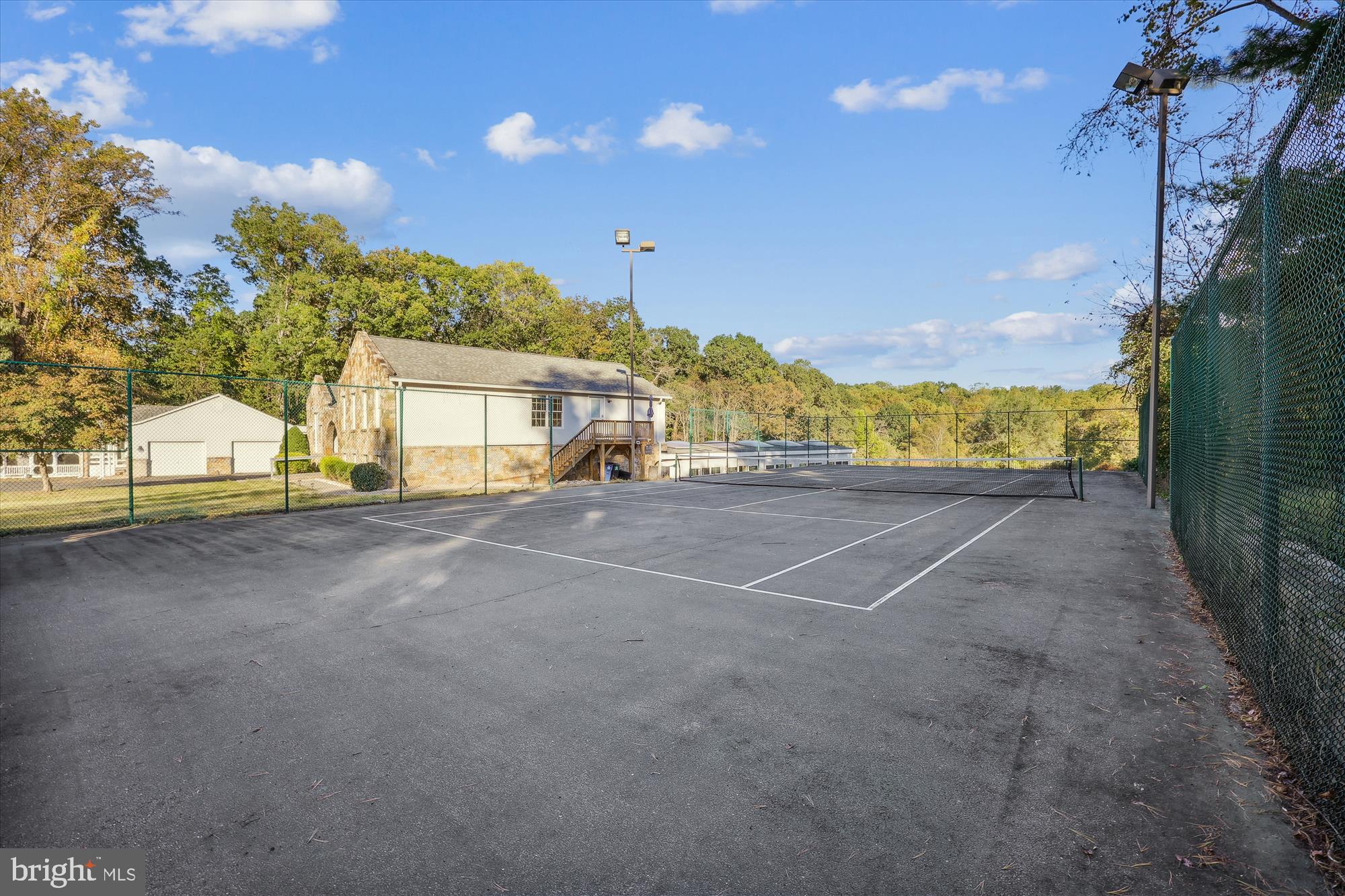 DARNESTOWN OUTSIDE - Residential