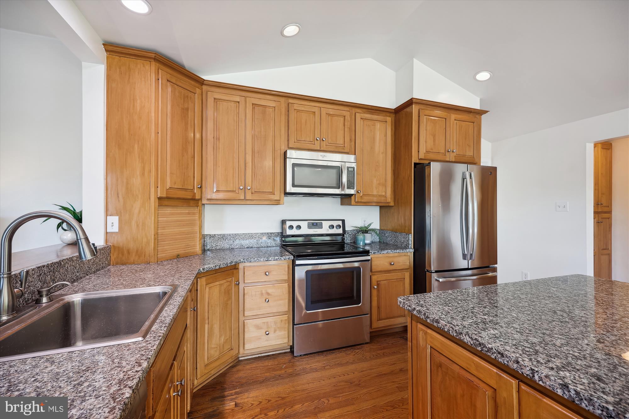 DARNESTOWN OUTSIDE - Residential