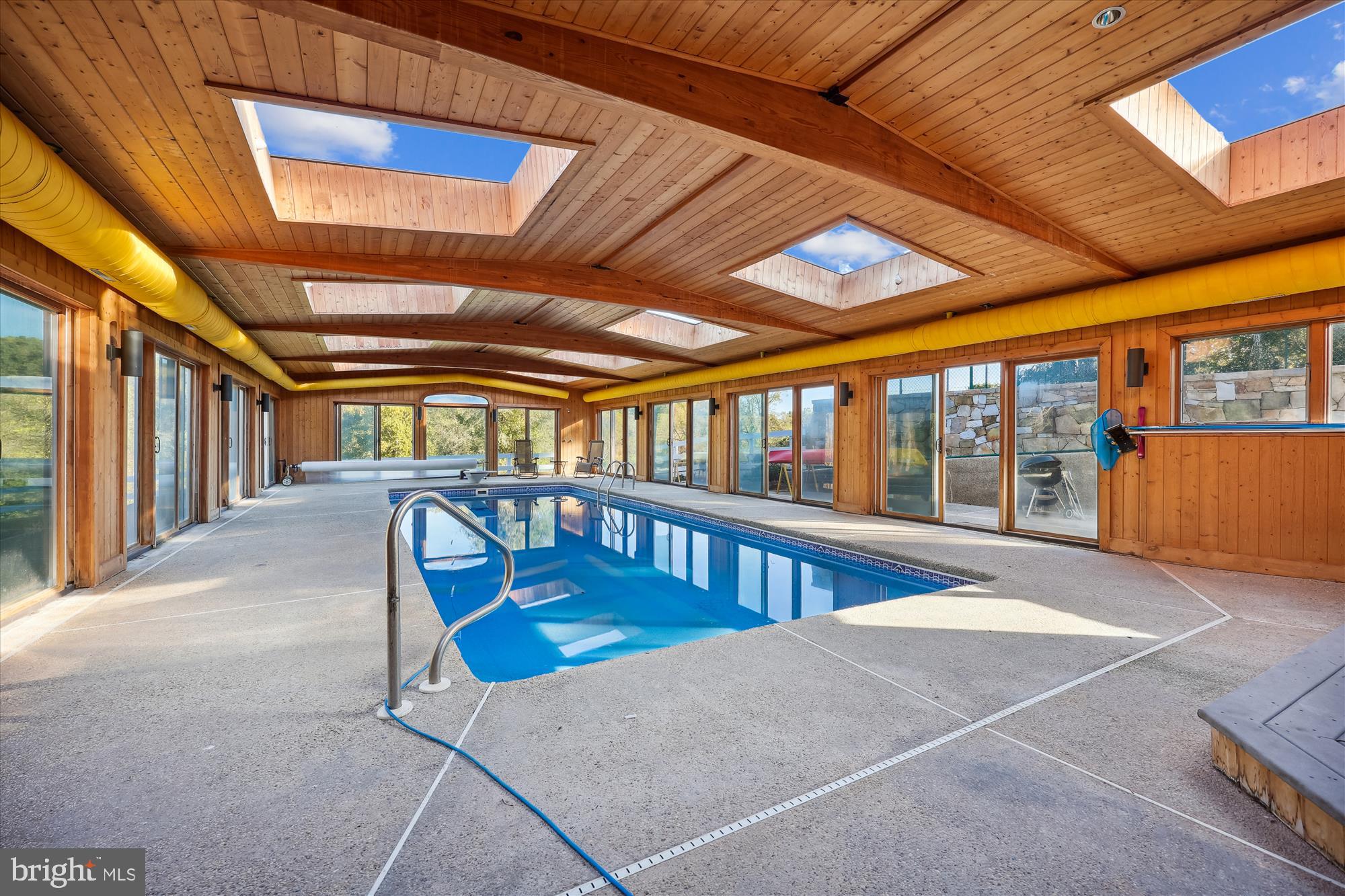 DARNESTOWN OUTSIDE - Residential