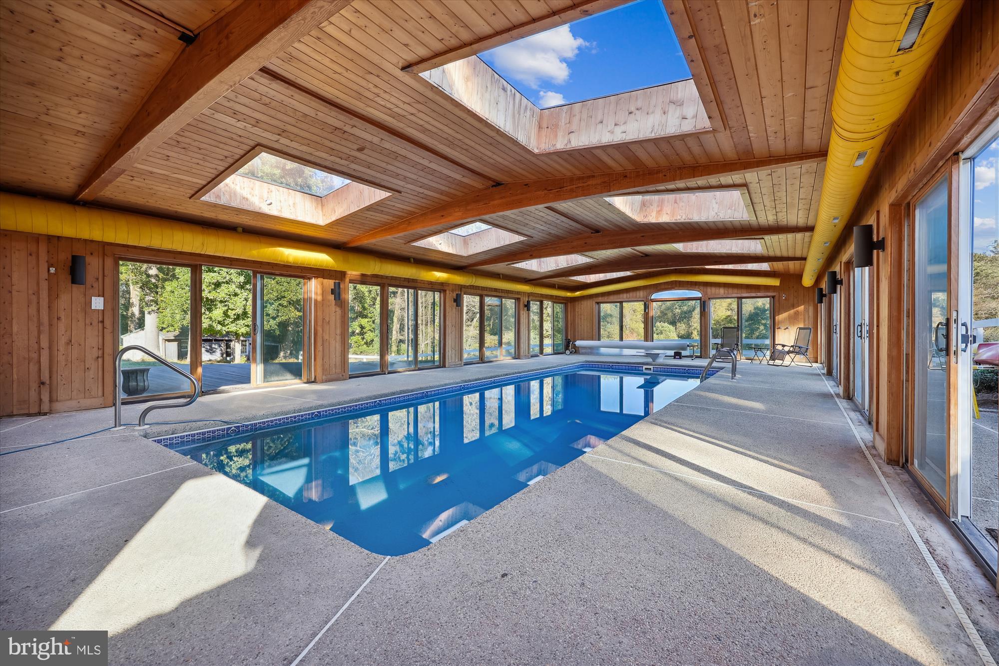 DARNESTOWN OUTSIDE - Residential