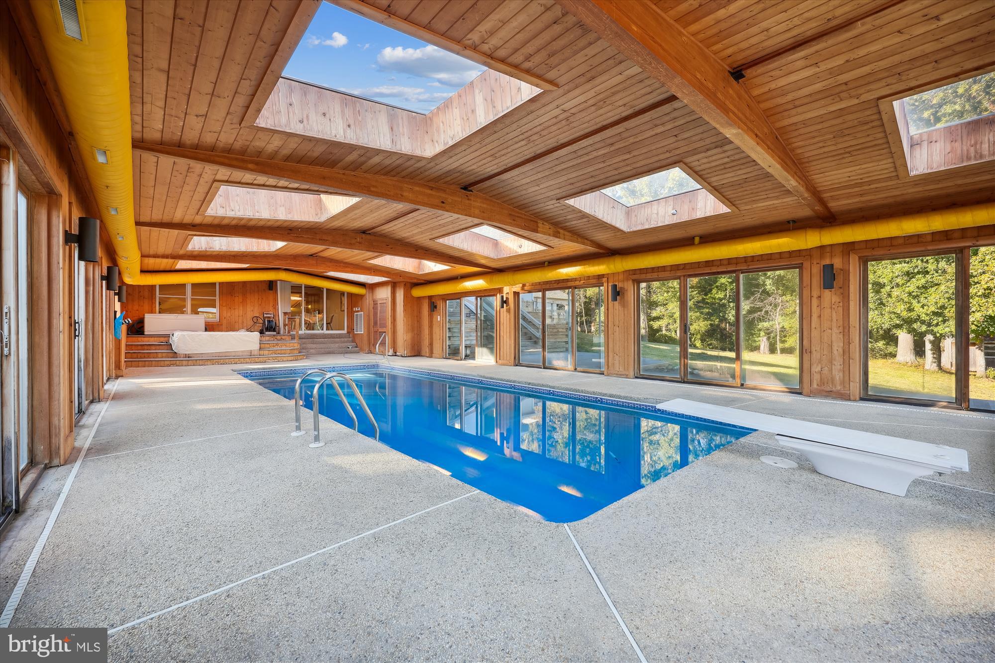 DARNESTOWN OUTSIDE - Residential