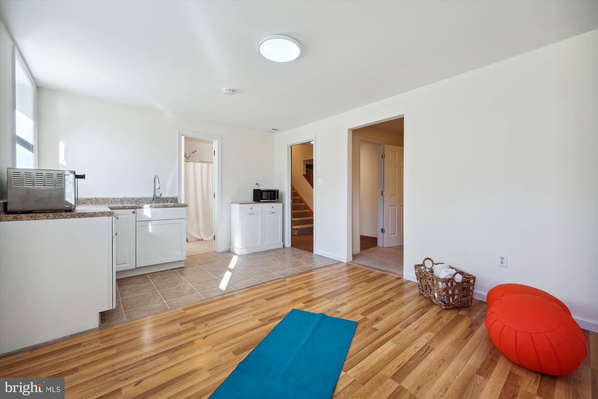 DARNESTOWN OUTSIDE - Residential