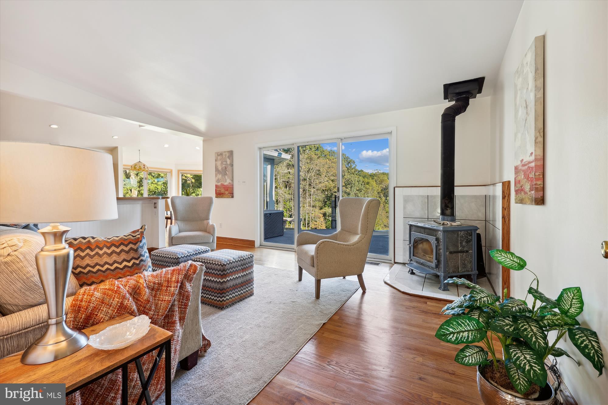 DARNESTOWN OUTSIDE - Residential