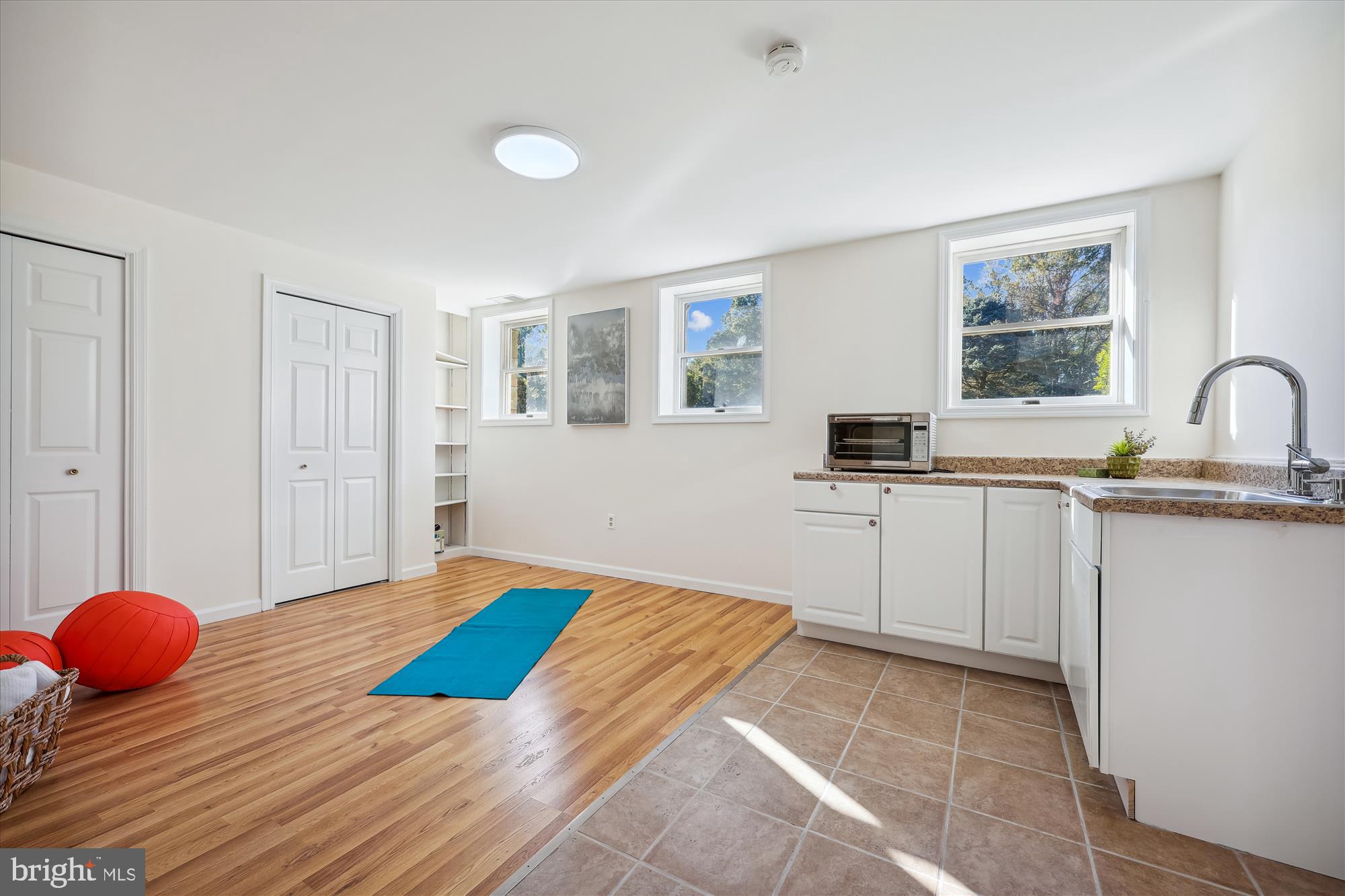 DARNESTOWN OUTSIDE - Residential