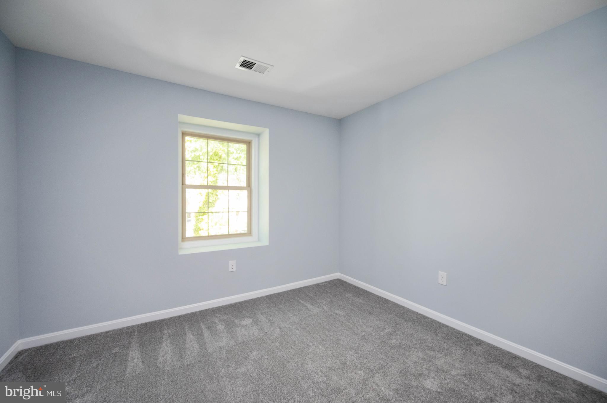 WOODLYNNE COMMUNITY - Residential