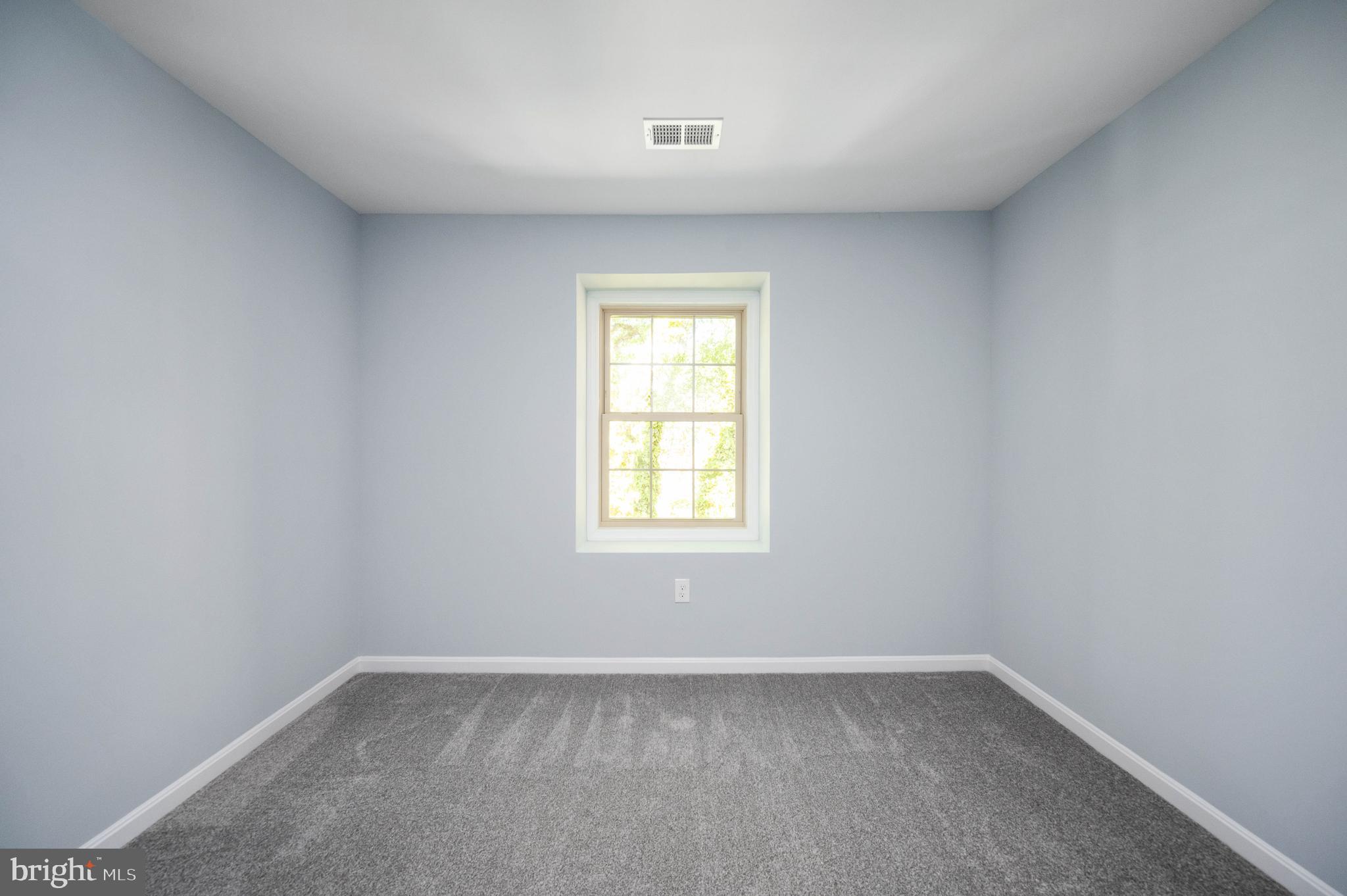 WOODLYNNE COMMUNITY - Residential