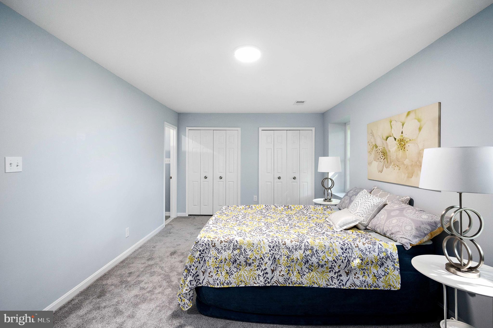 WOODLYNNE COMMUNITY - Residential