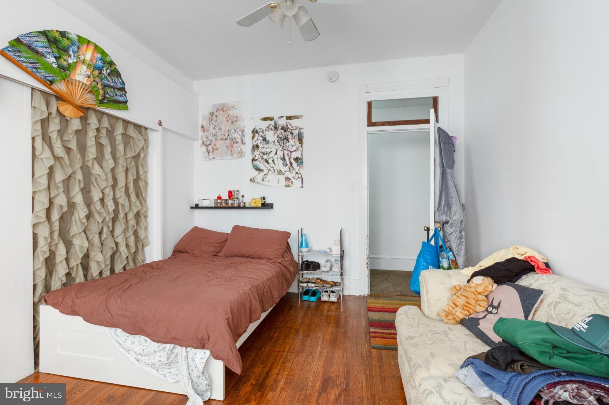 SQUIRREL HILL - Residential Lease