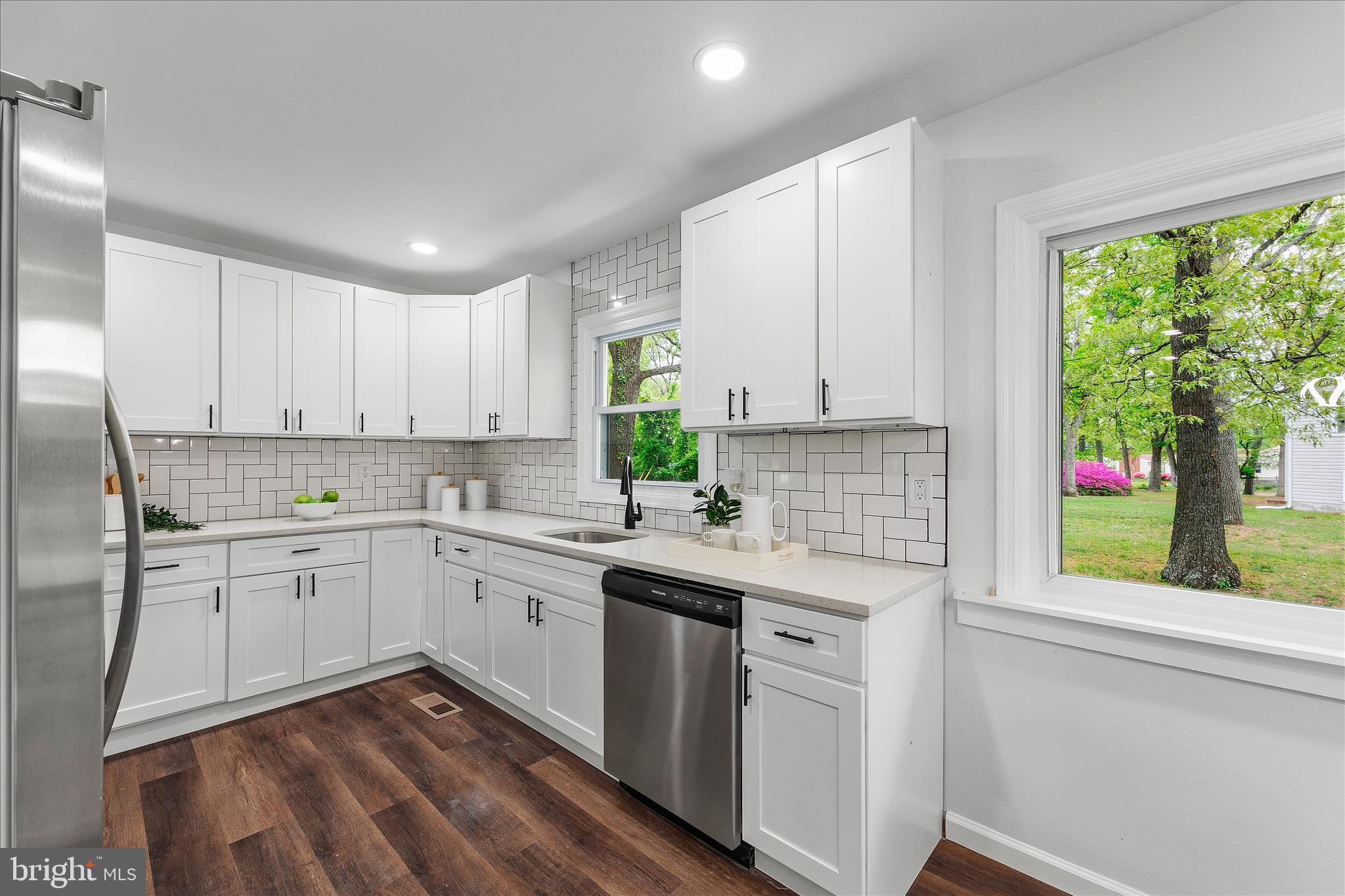 SILLERY BAY - Residential