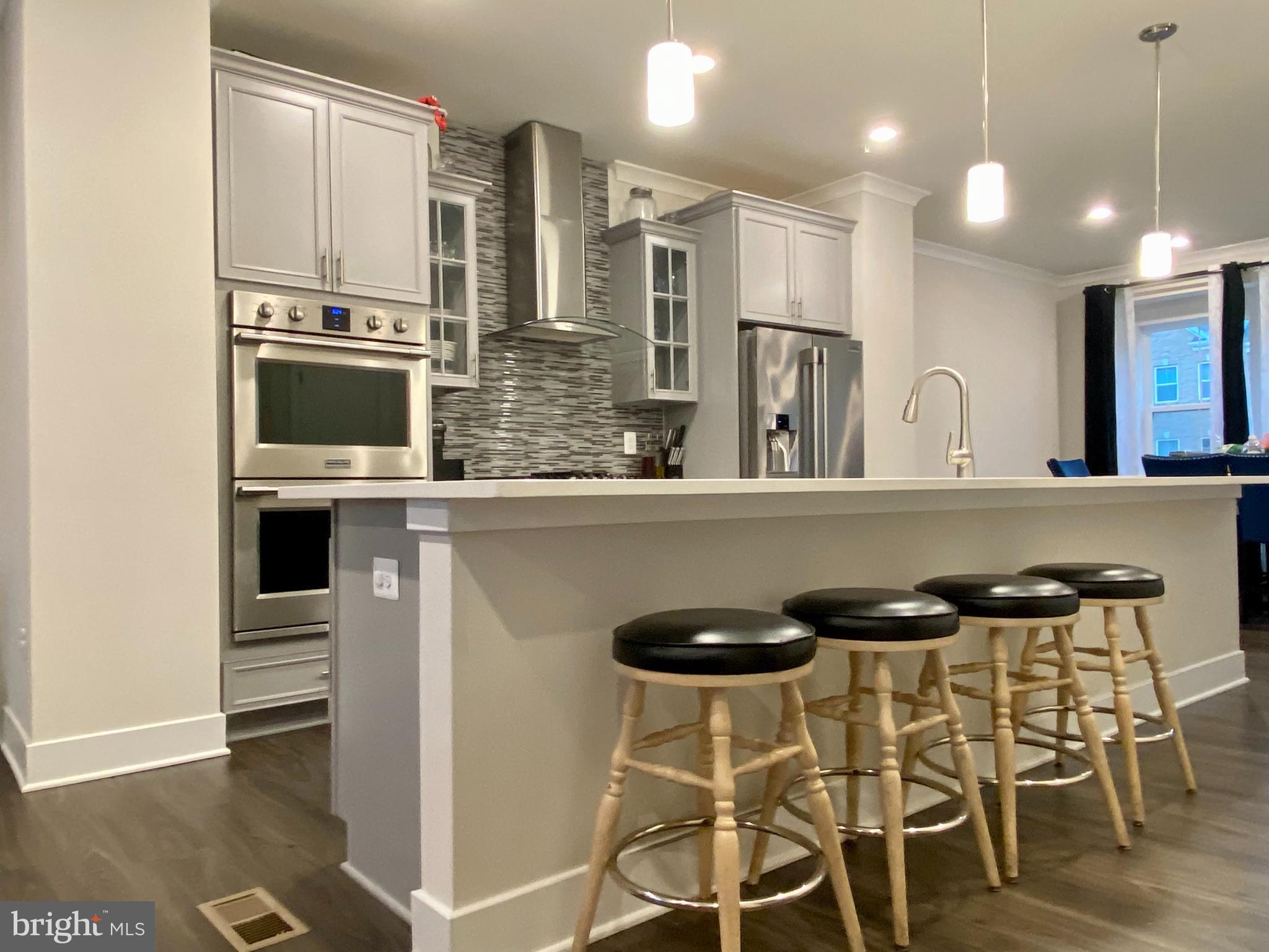 ST CHARLES SUB - Residential Lease