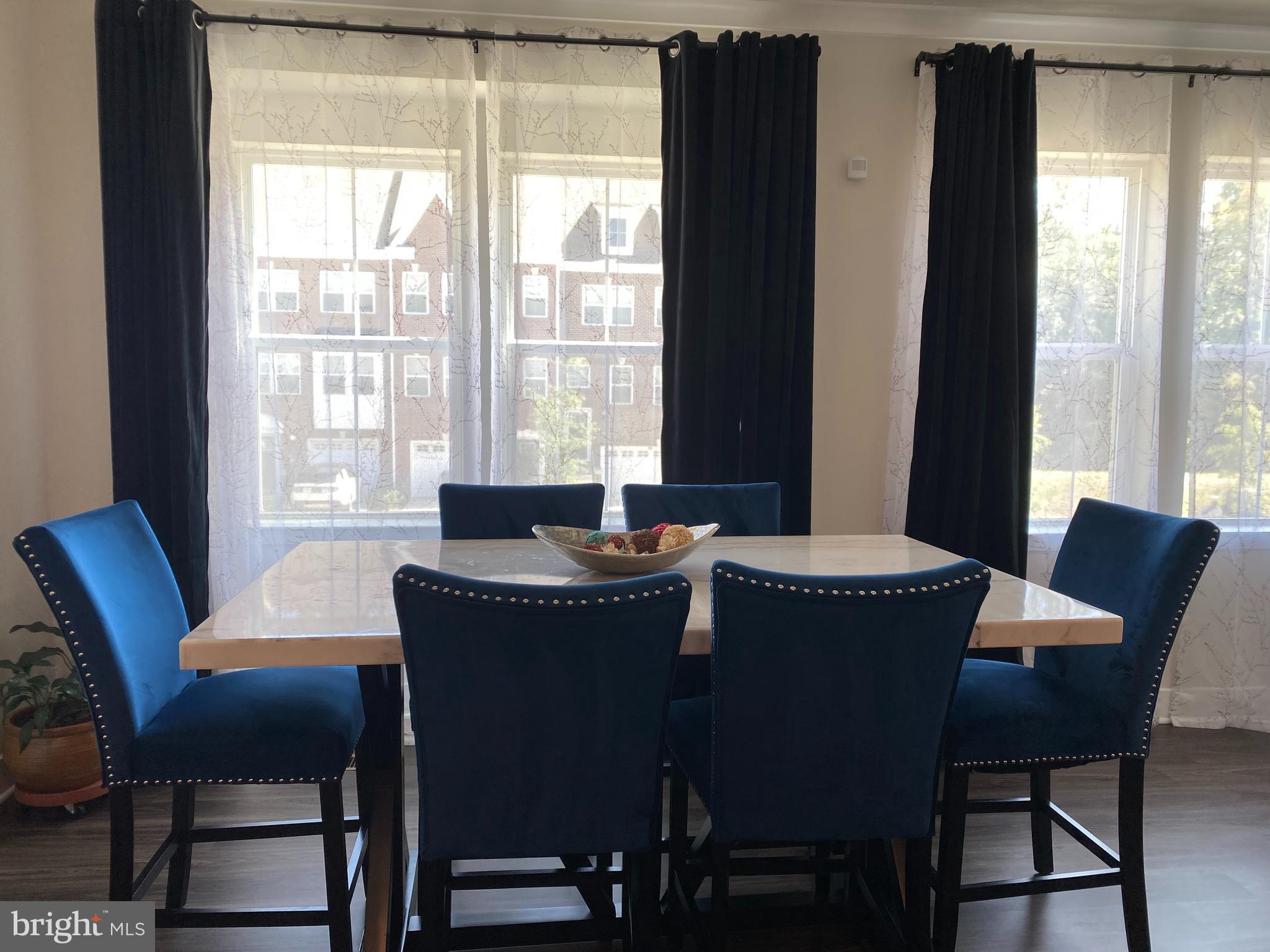 ST CHARLES SUB - Residential Lease