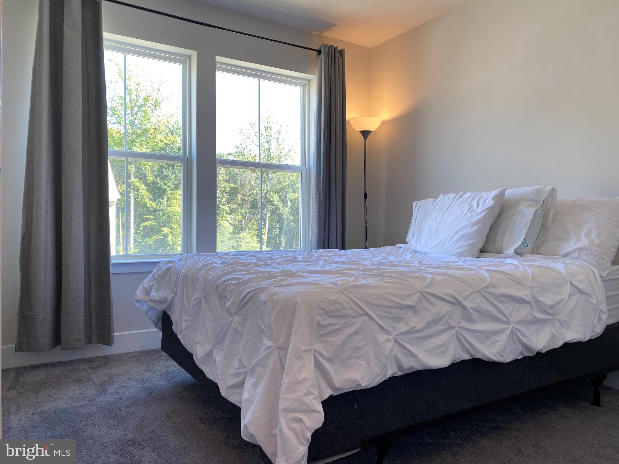 ST CHARLES SUB - Residential Lease