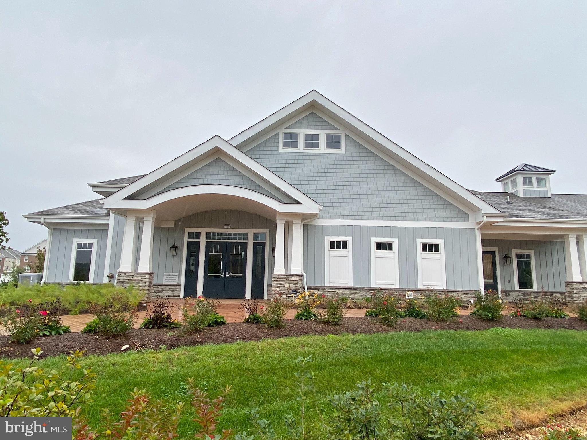 ST CHARLES SUB - Residential Lease