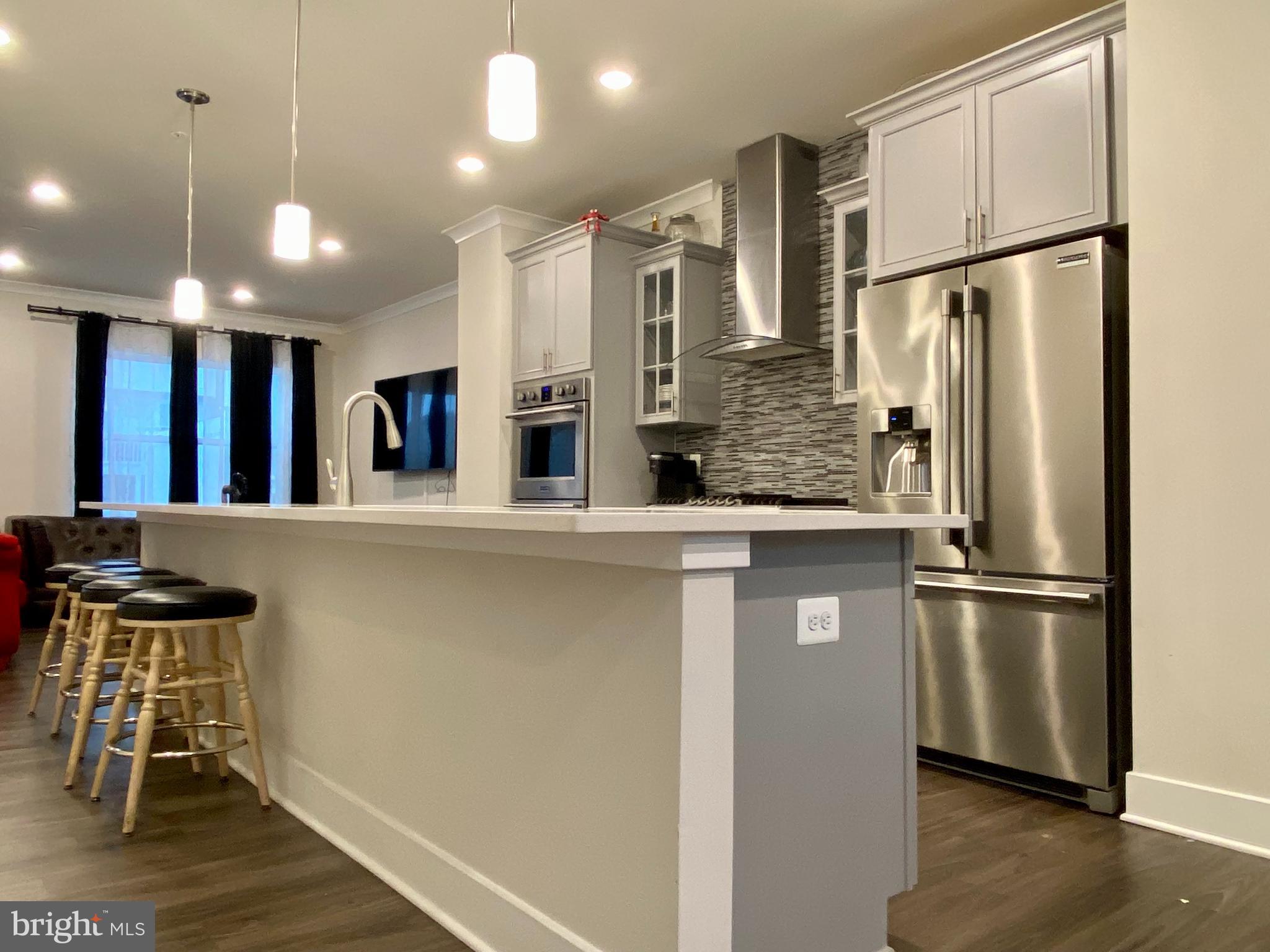 ST CHARLES SUB - Residential Lease