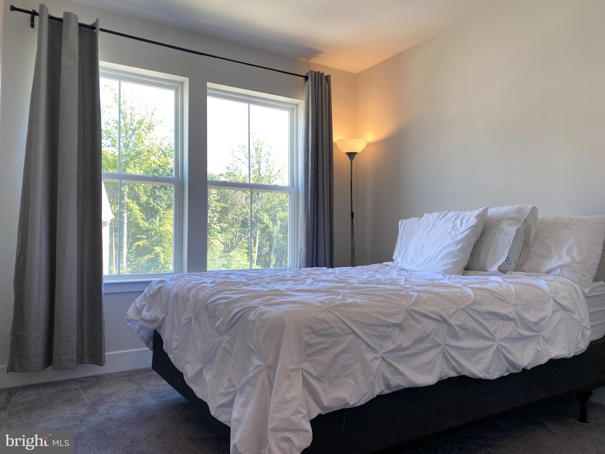 ST CHARLES SUB - Residential Lease