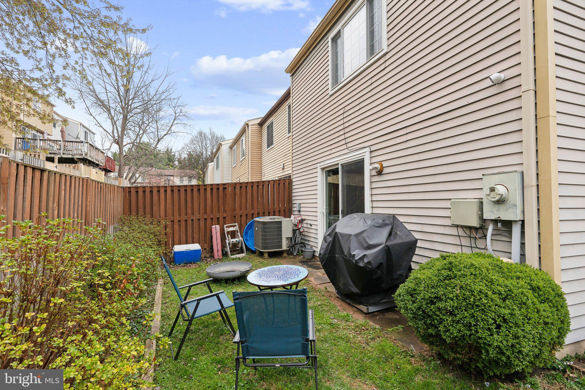 GUNNERS LAKE VILLAGE - Residential