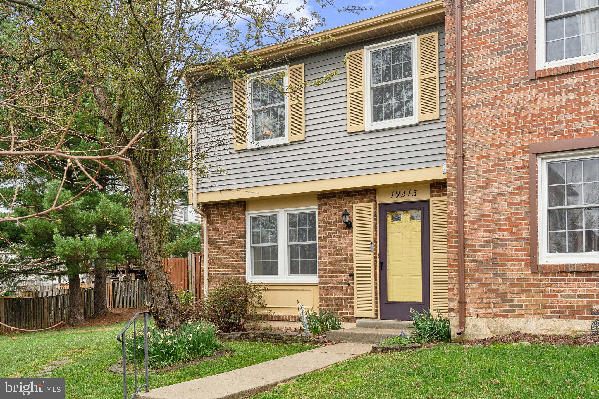 GUNNERS LAKE VILLAGE - Residential