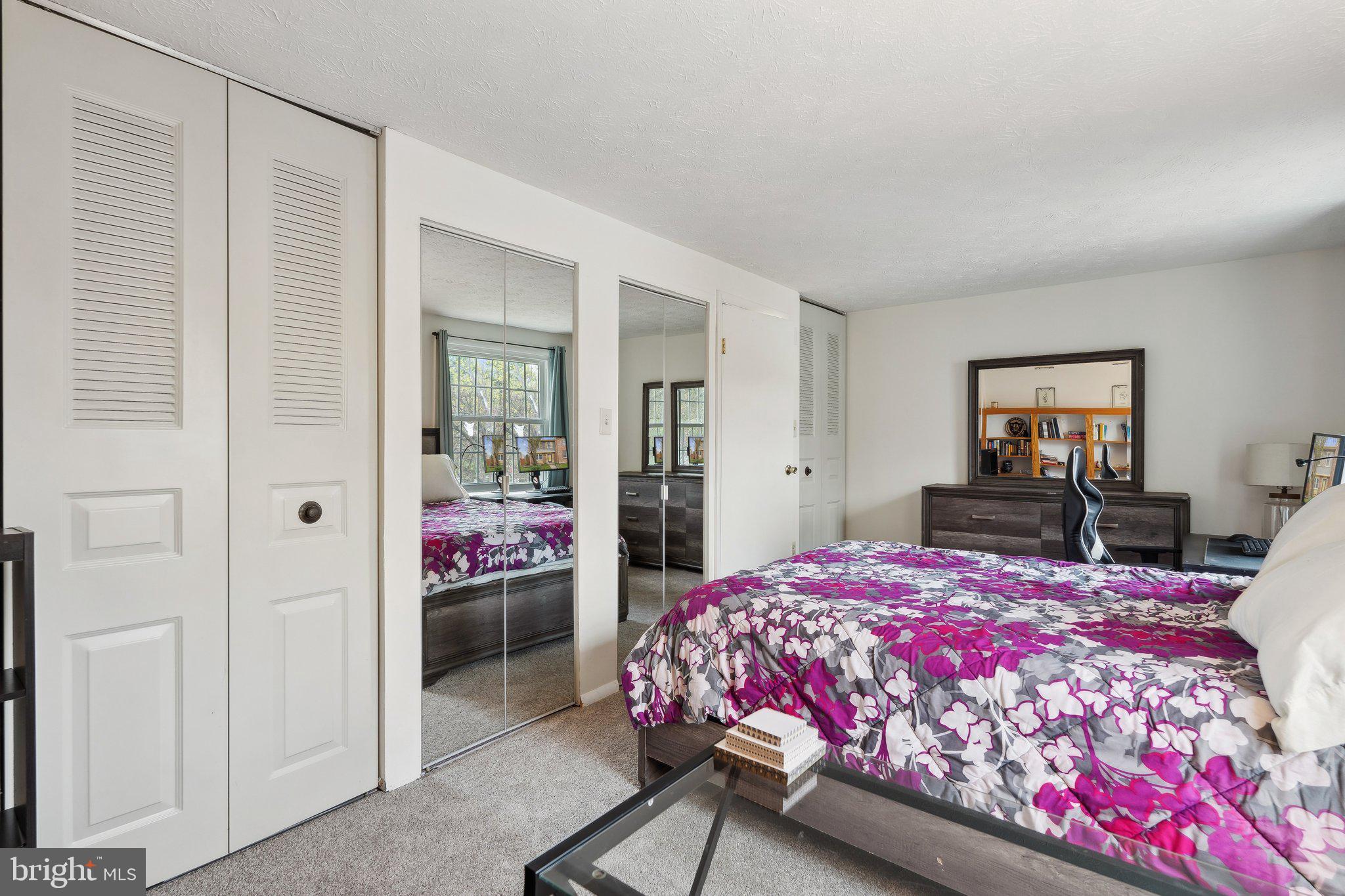 GUNNERS LAKE VILLAGE - Residential