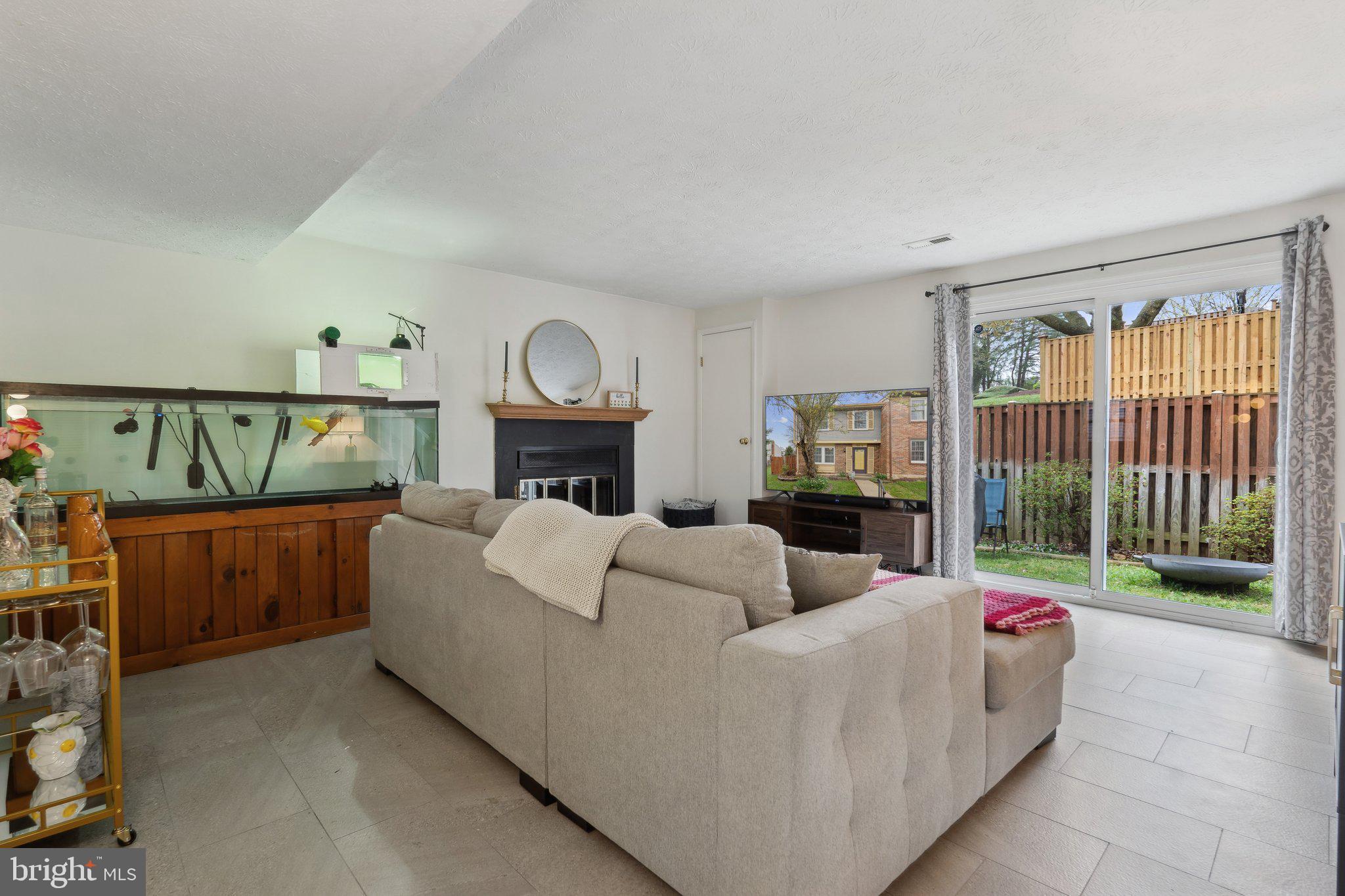 GUNNERS LAKE VILLAGE - Residential