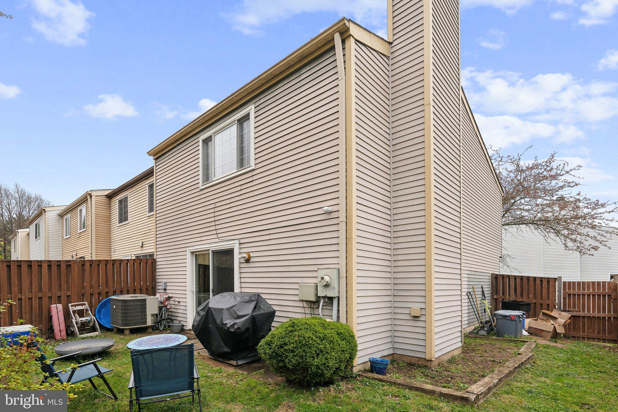 GUNNERS LAKE VILLAGE - Residential