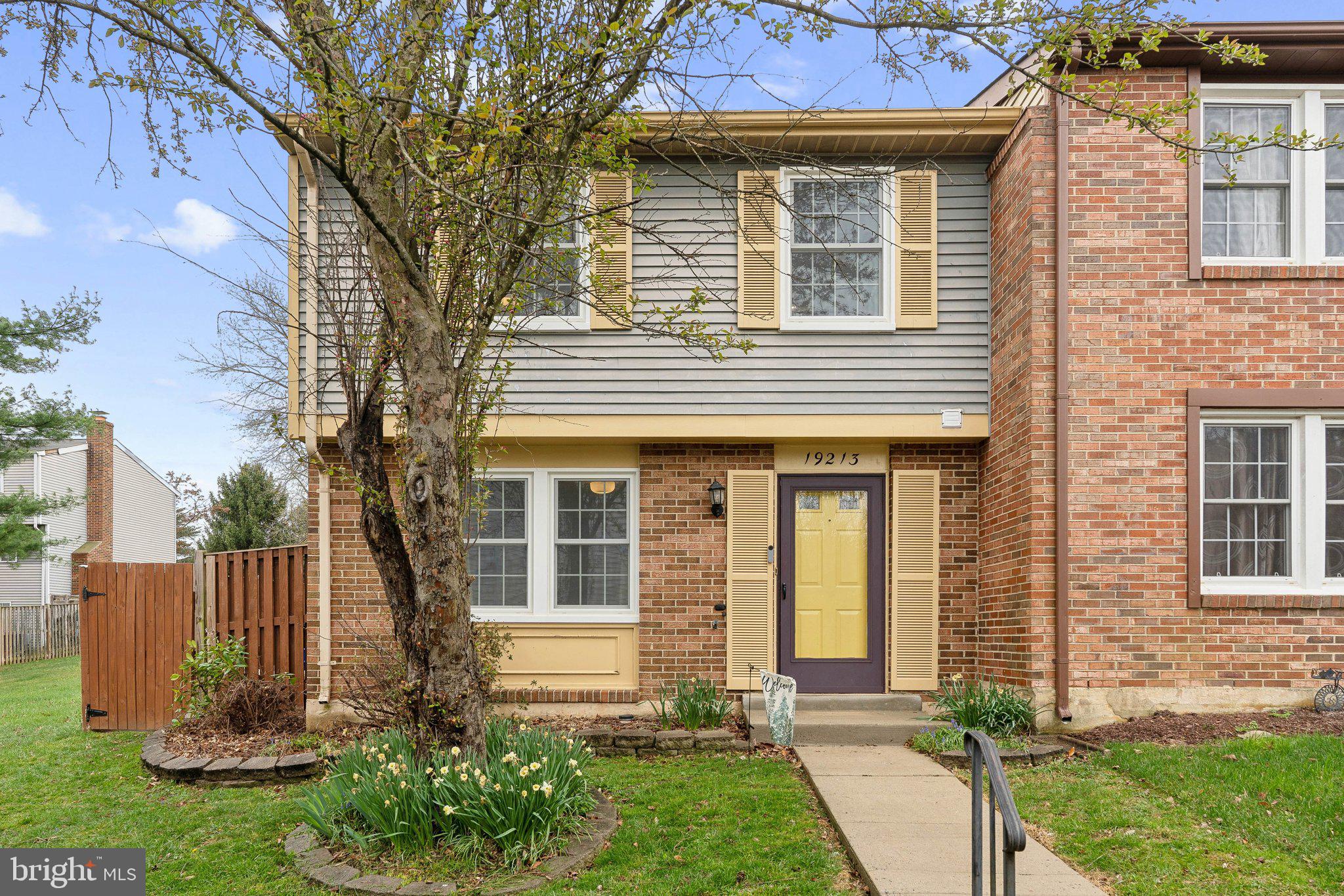 GUNNERS LAKE VILLAGE - Residential