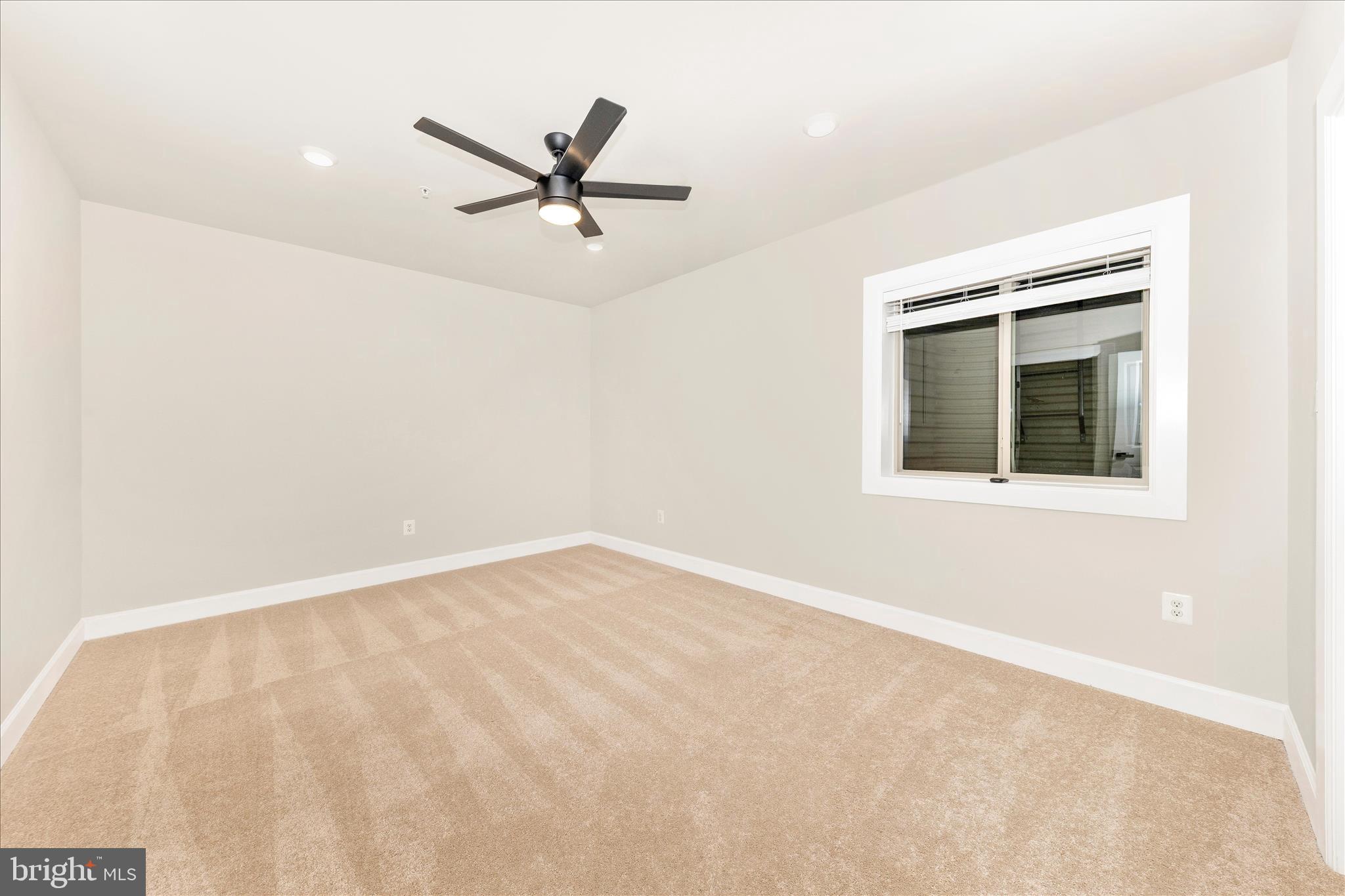 BLOOMFIELDS - Residential