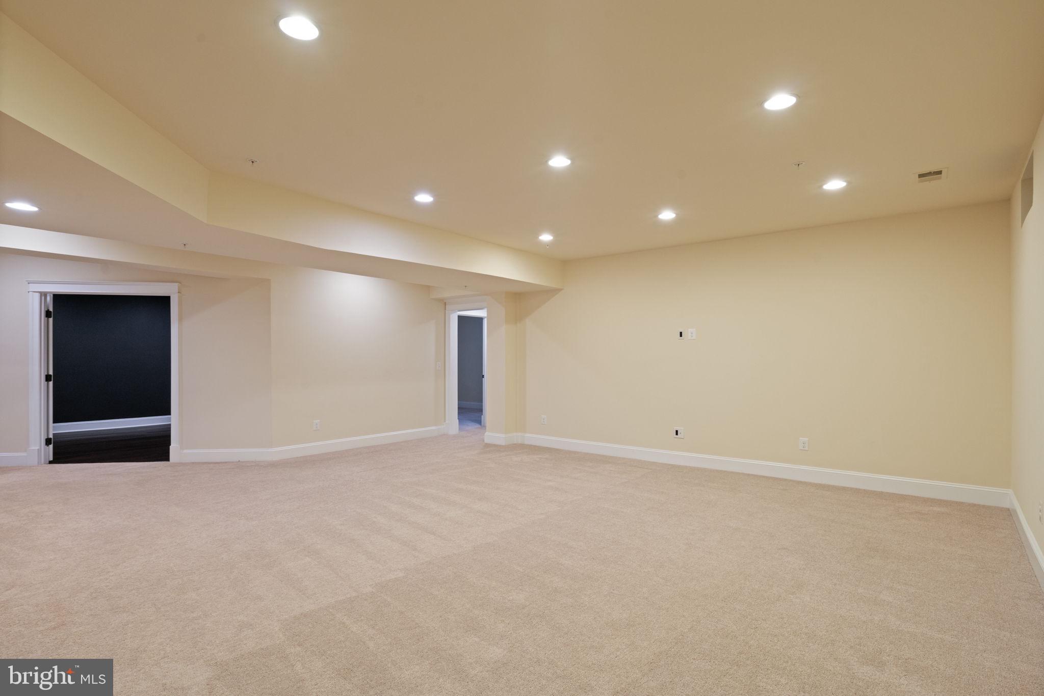 POTOMAC SHORES - Residential