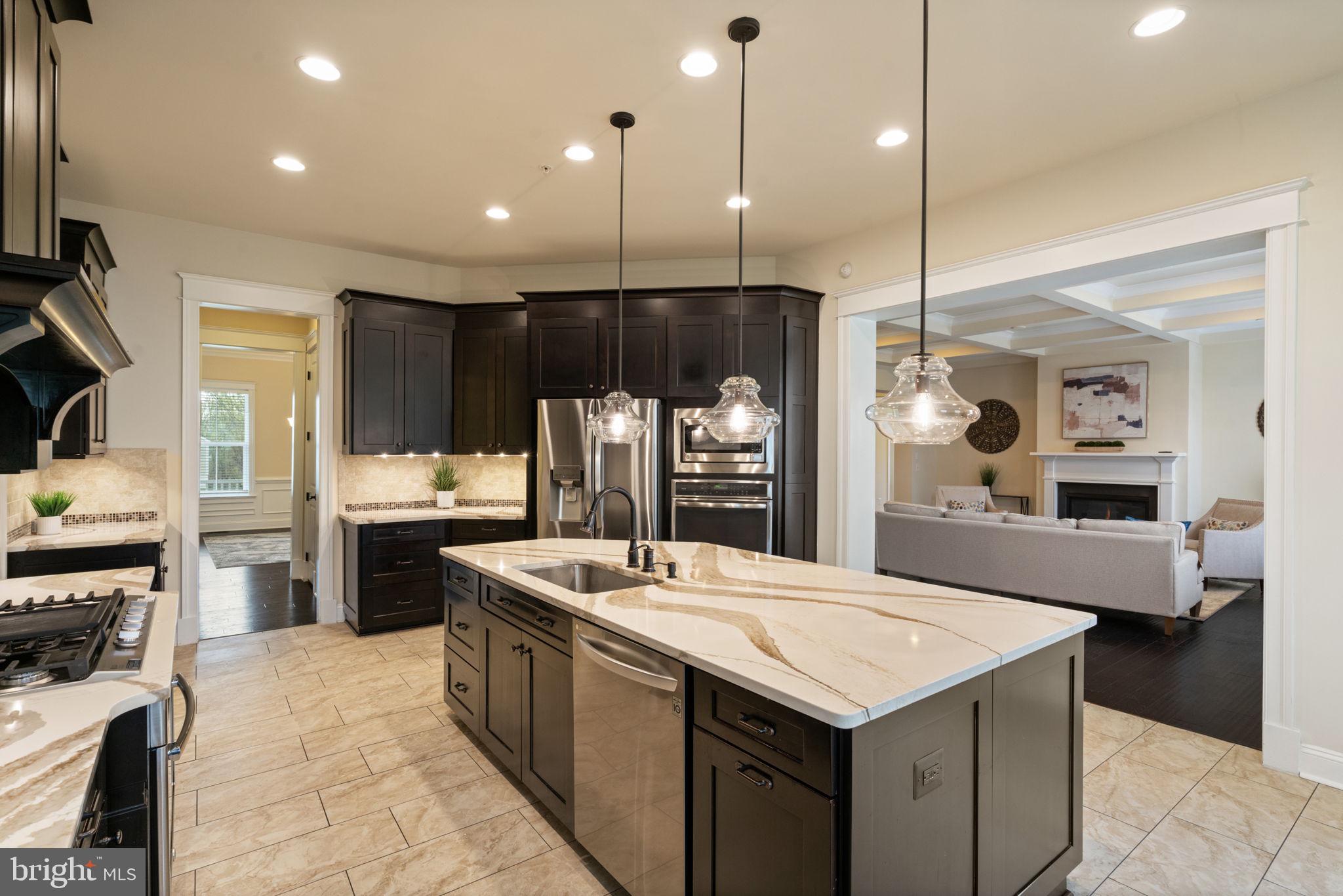 POTOMAC SHORES - Residential