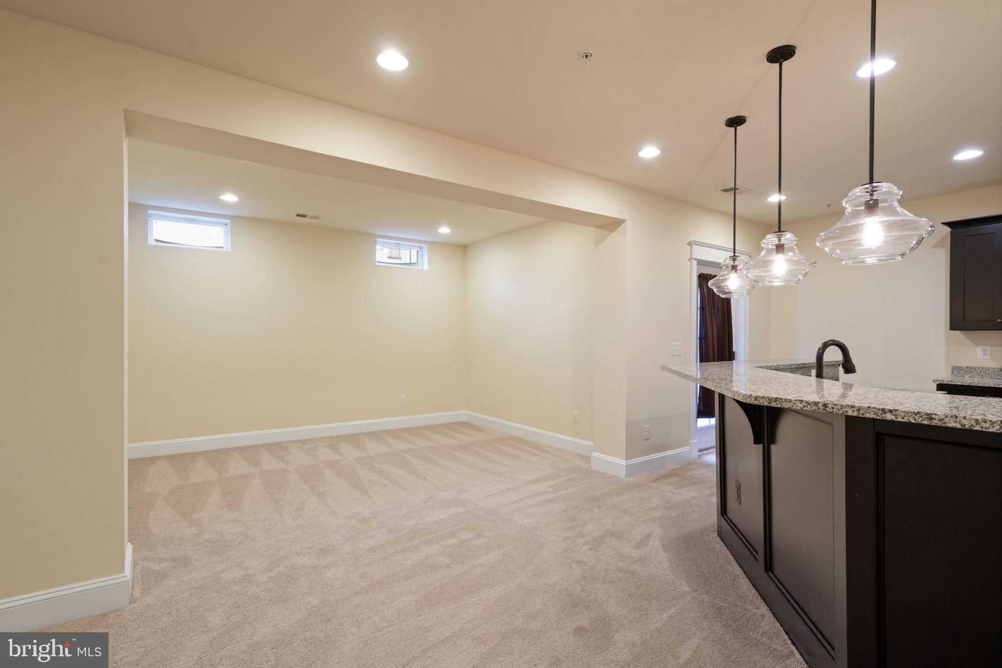 POTOMAC SHORES - Residential