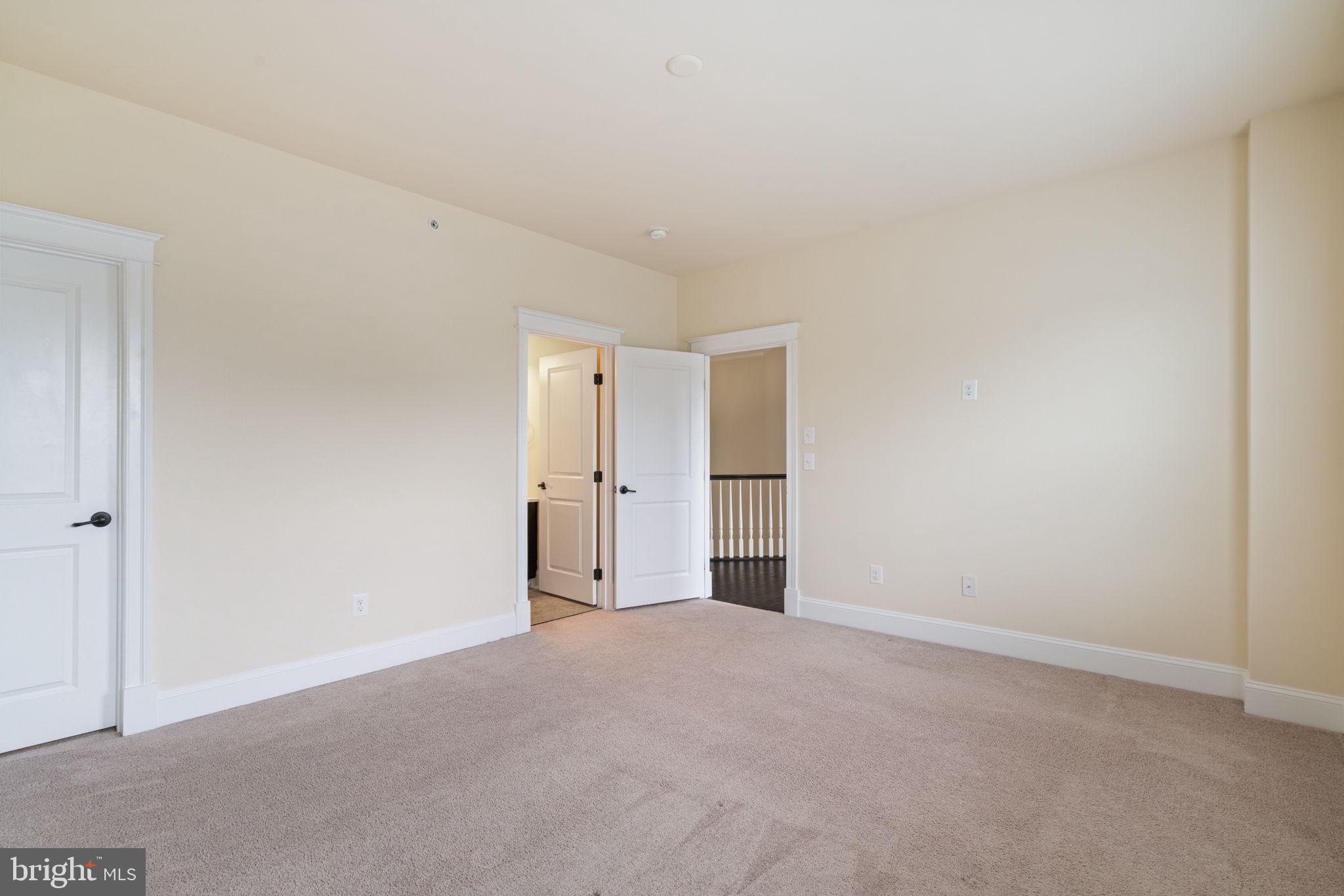 POTOMAC SHORES - Residential