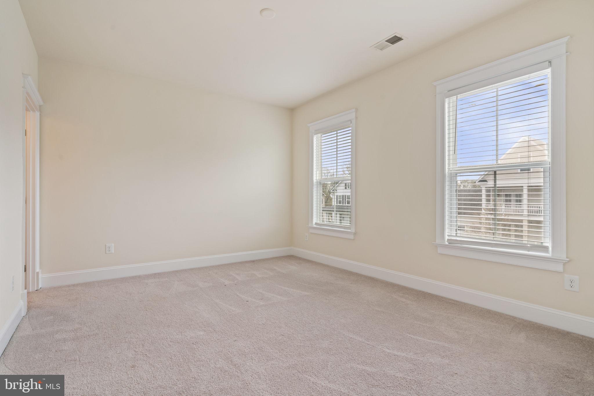 POTOMAC SHORES - Residential