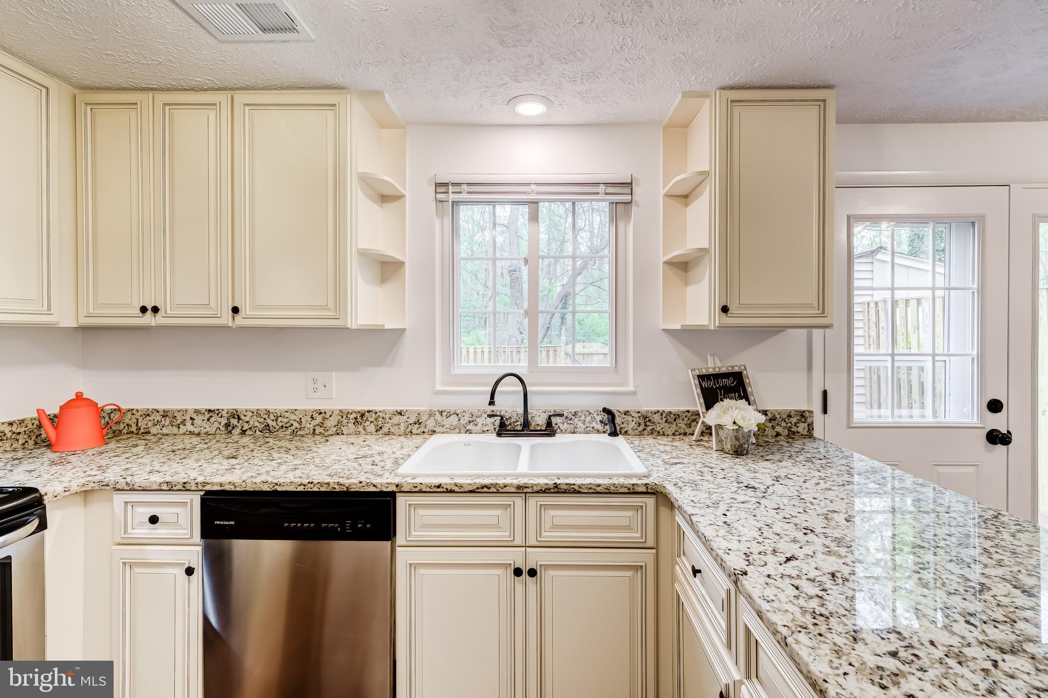 NEWINGTON FOREST - Residential