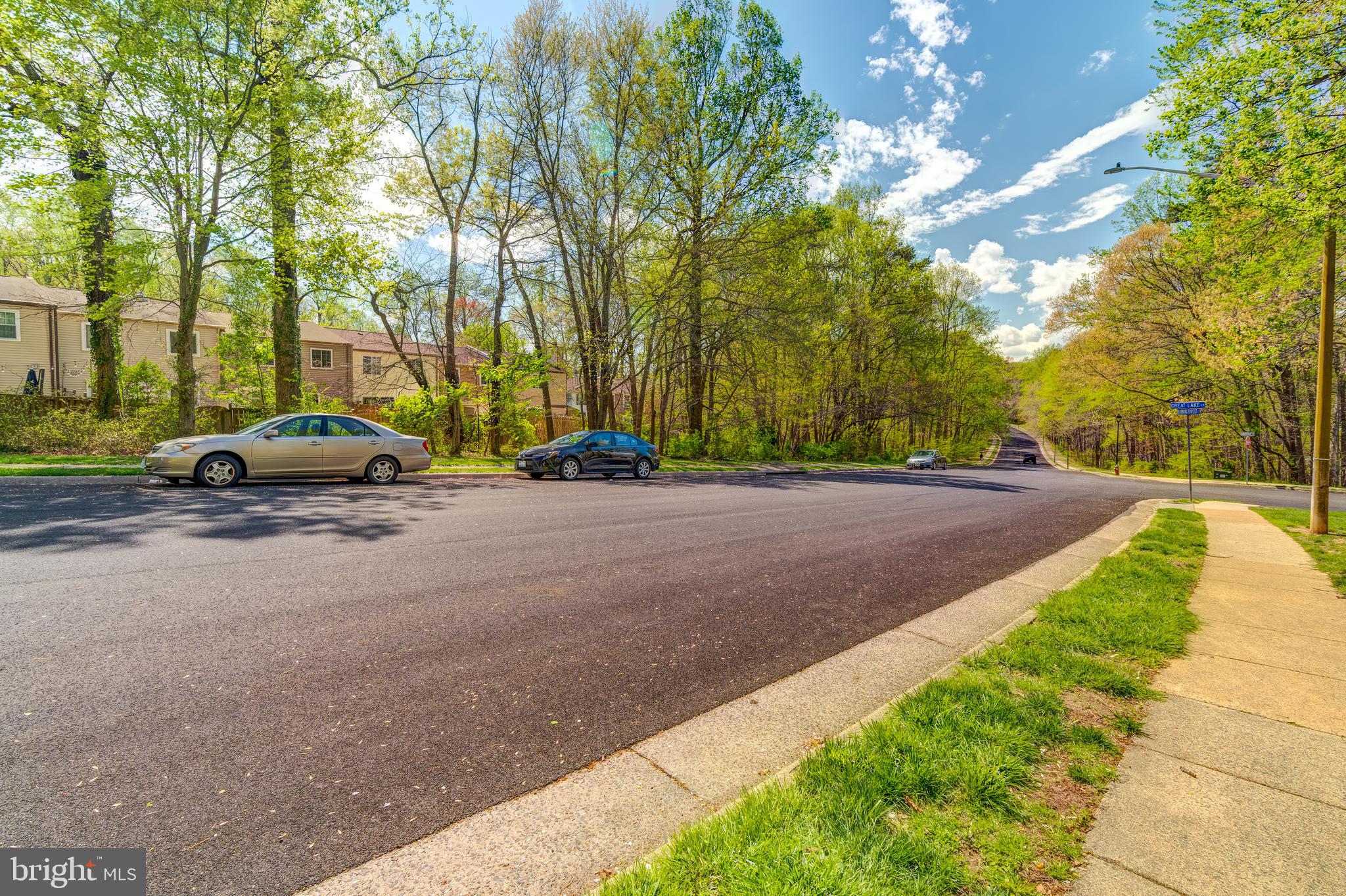 NEWINGTON FOREST - Residential