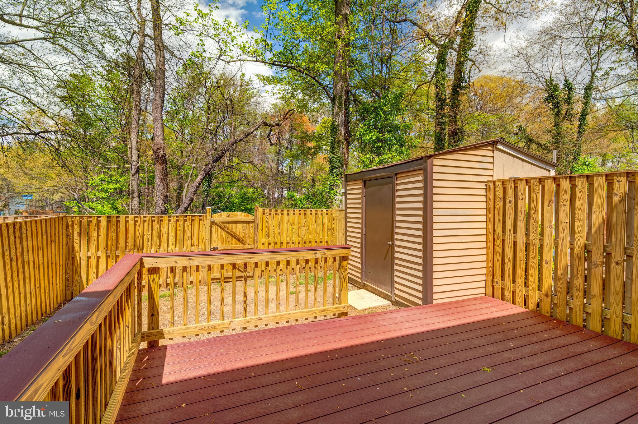 NEWINGTON FOREST - Residential