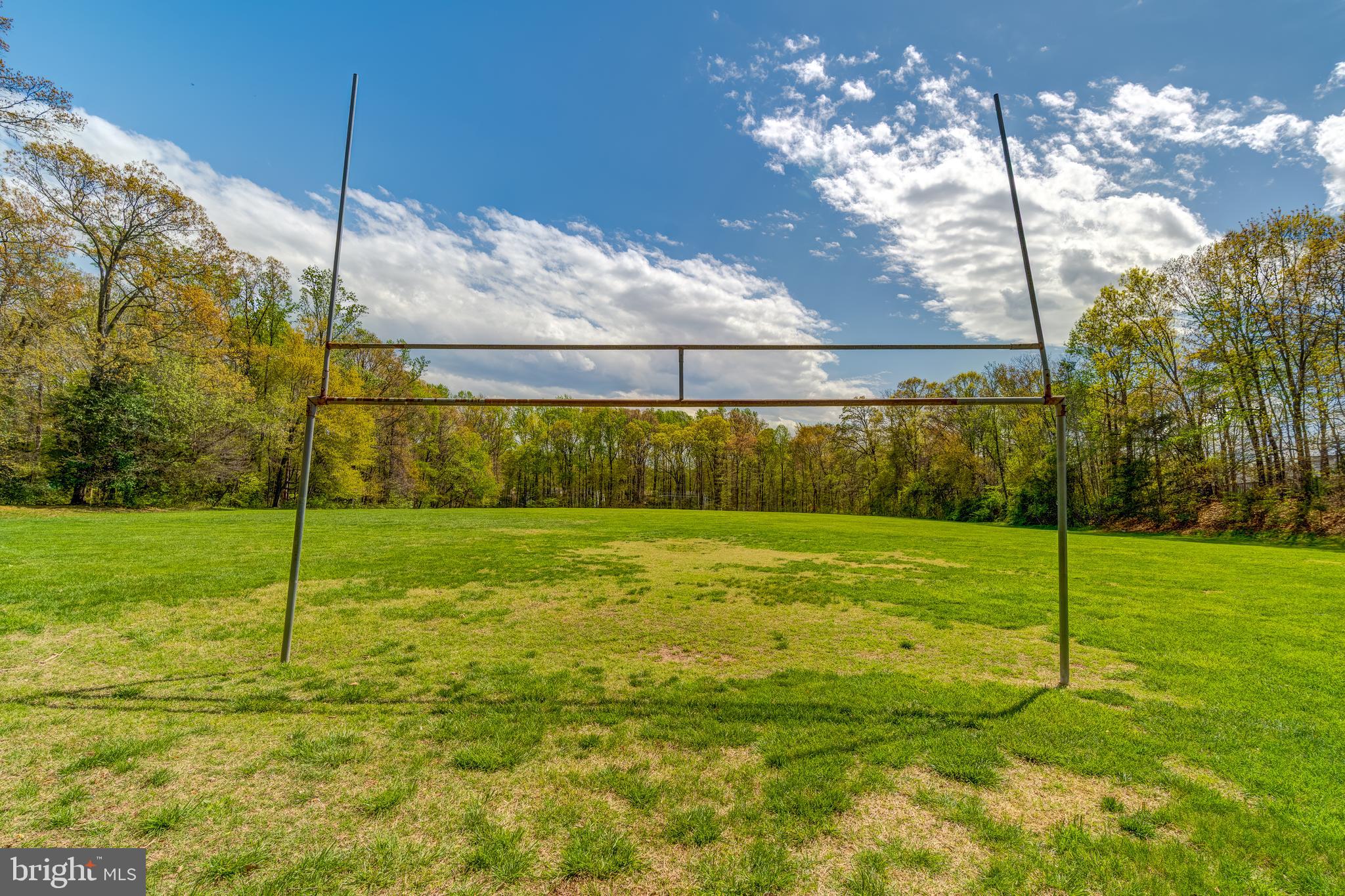 NEWINGTON FOREST - Residential