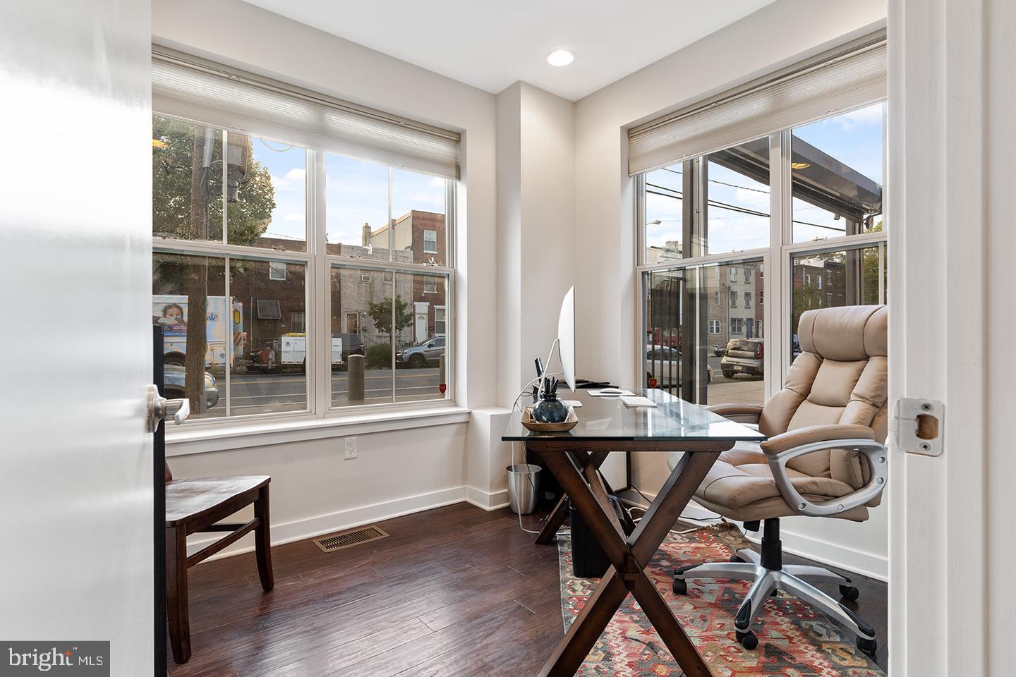 1743 E MOYAMENSING AVENUE