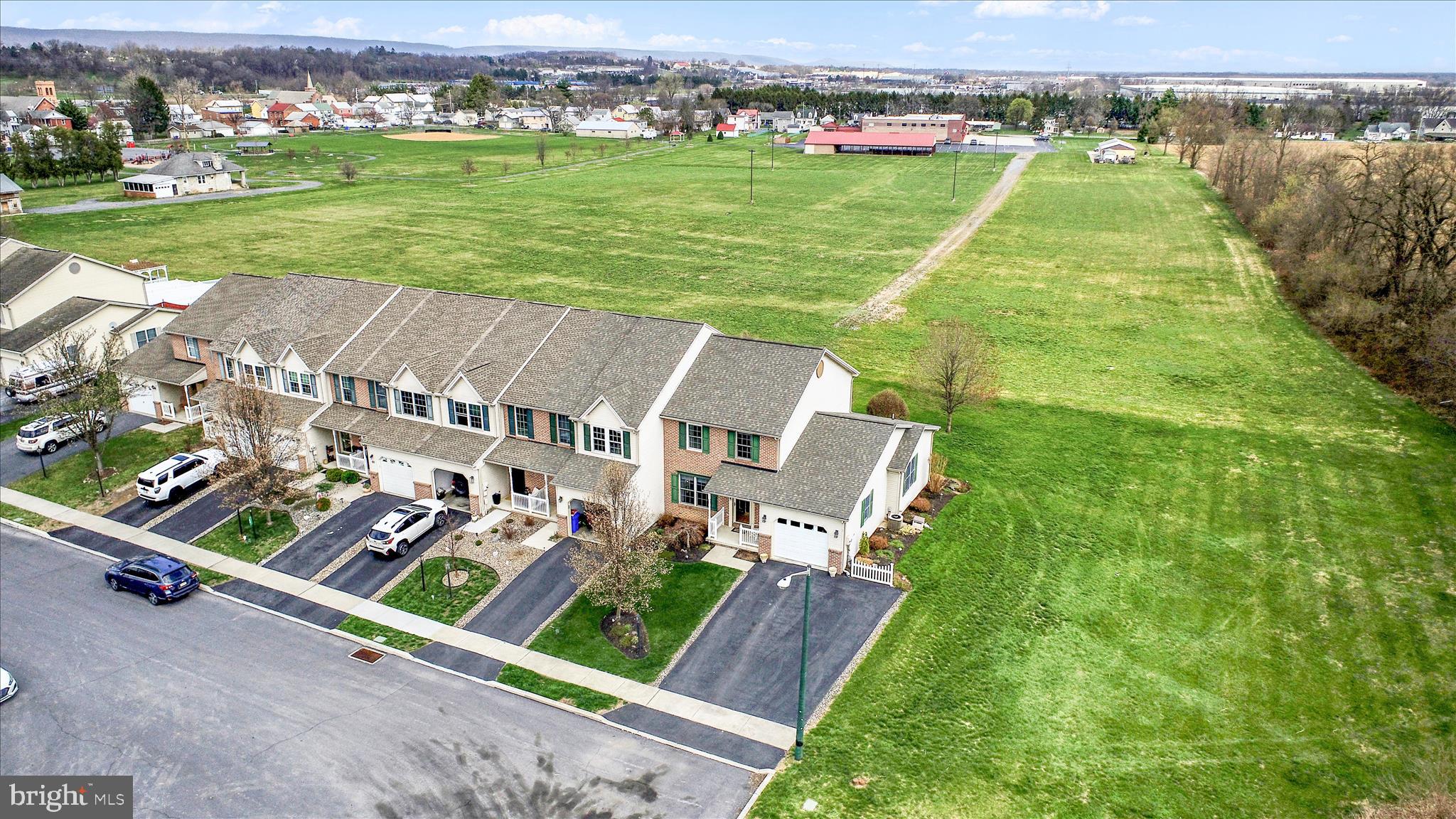 SOUTHFIELD CROSSING - Residential