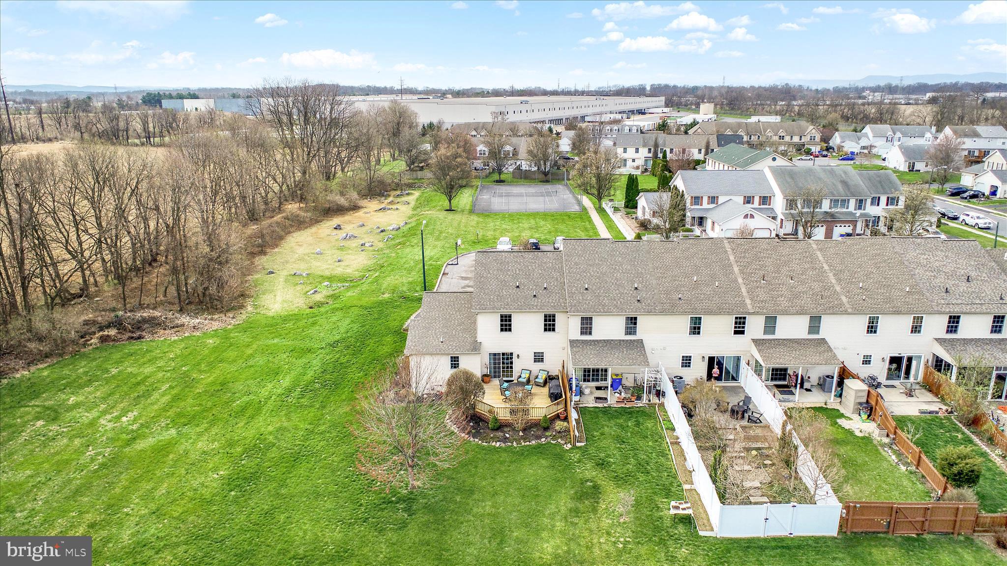 SOUTHFIELD CROSSING - Residential