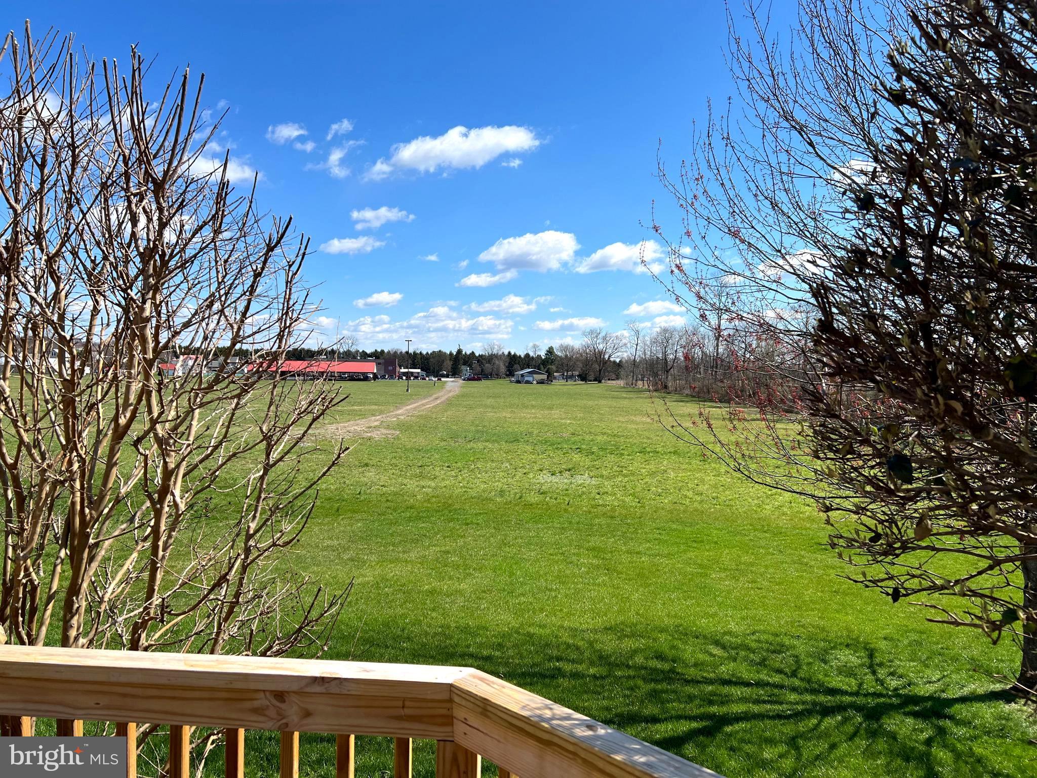 SOUTHFIELD CROSSING - Residential