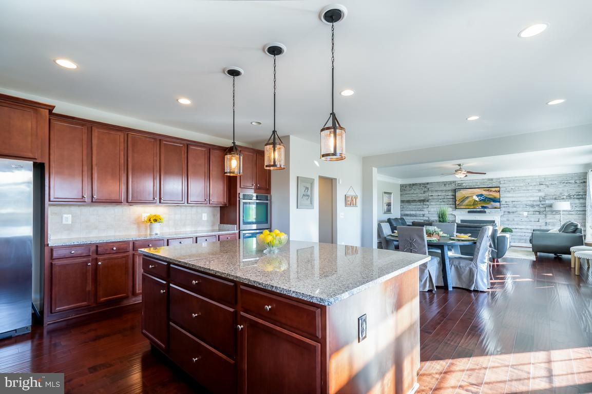 HISTORIC SELMA ESTATES - Residential