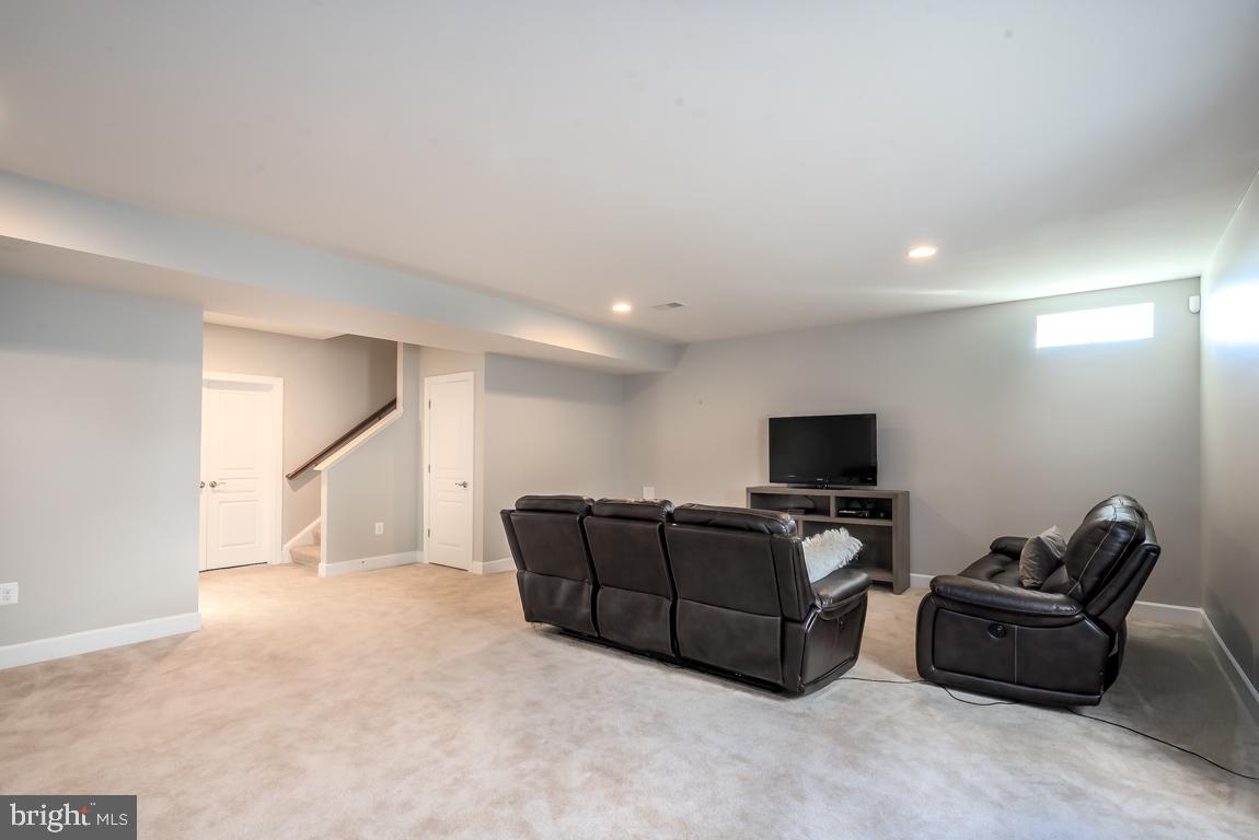 HISTORIC SELMA ESTATES - Residential