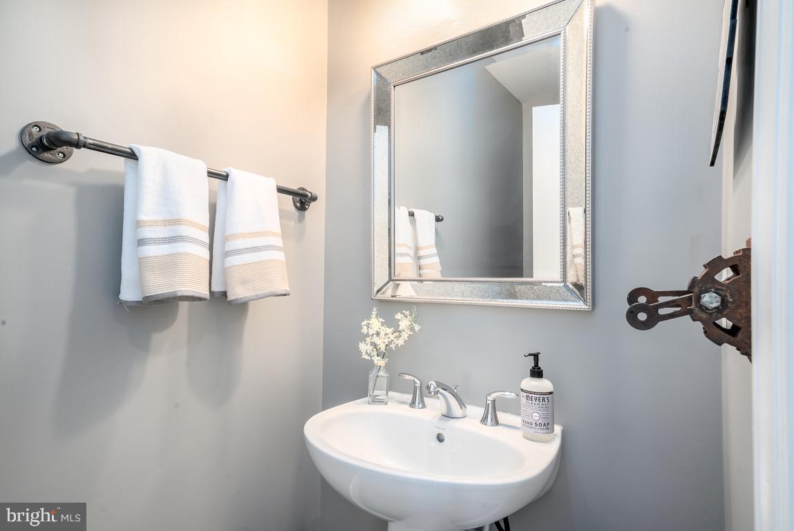 HISTORIC SELMA ESTATES - Residential