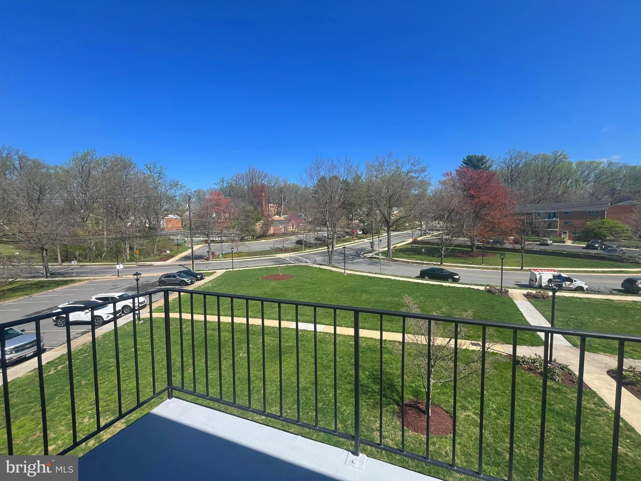 PARKSIDE CONDOMINIUMS - Residential