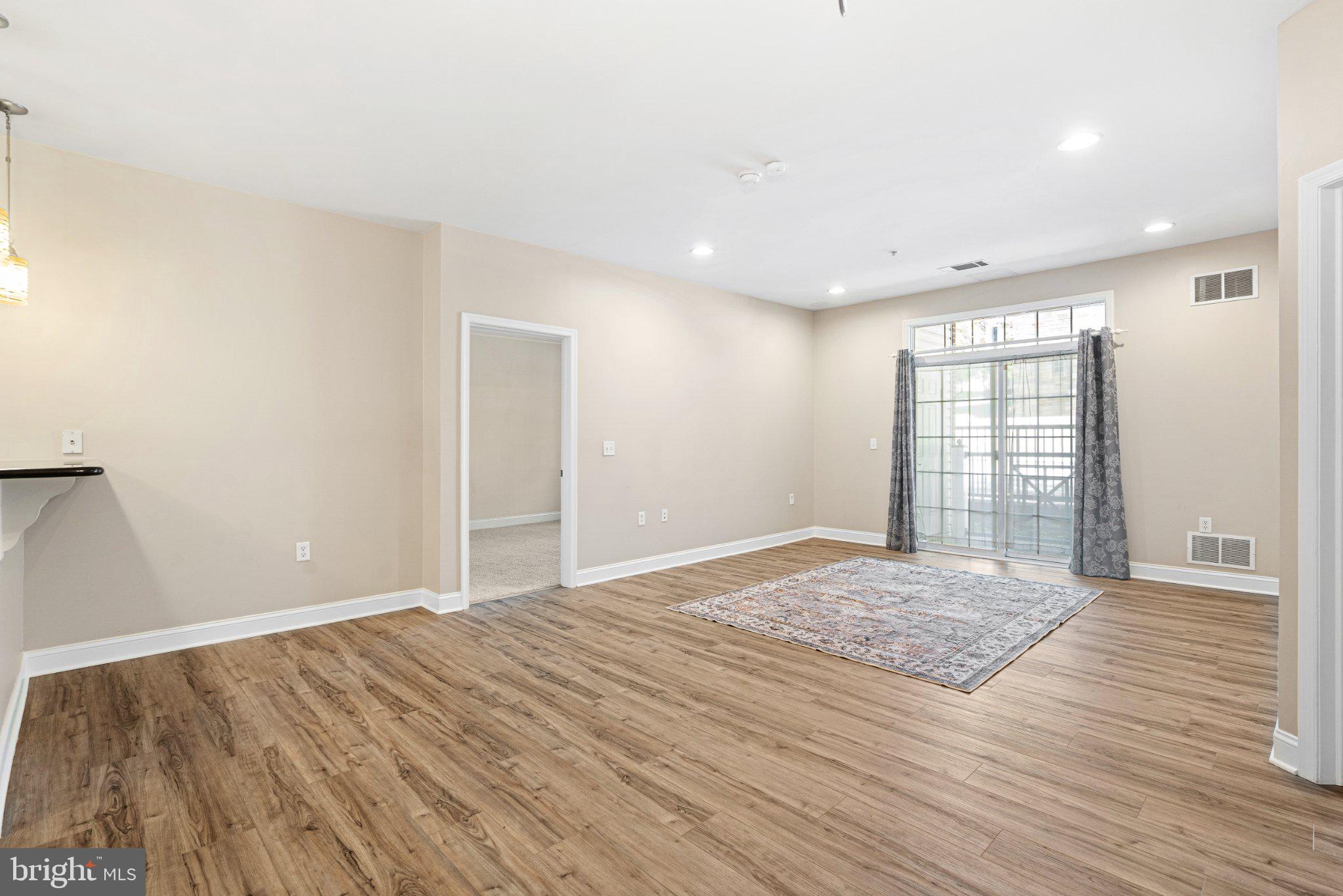 200 W ELM STREET 1106