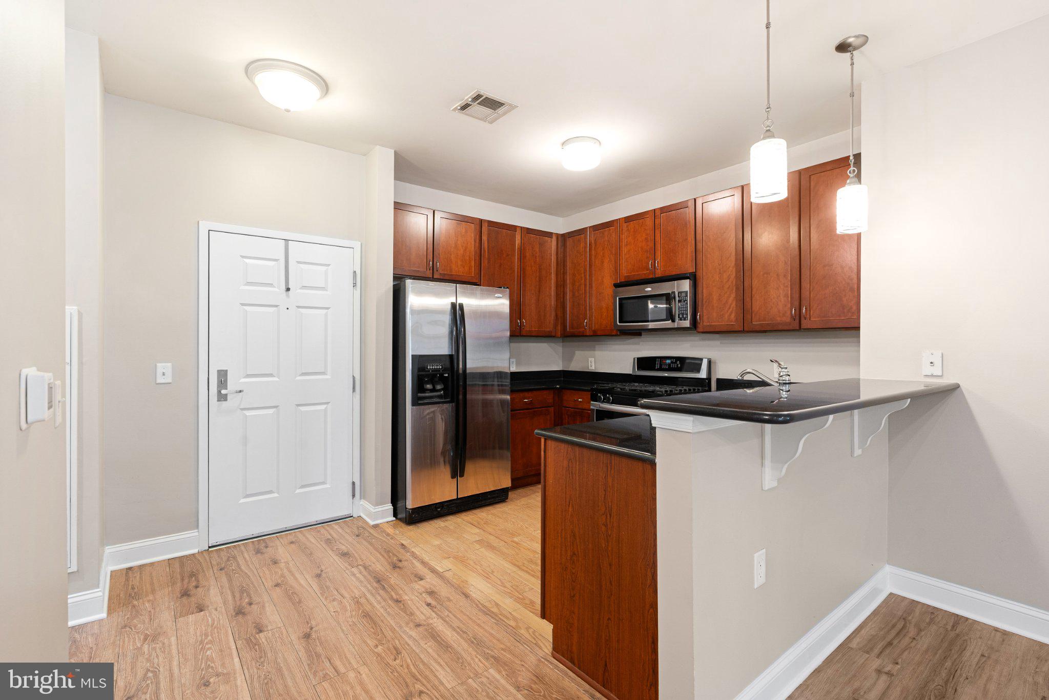 200 W ELM STREET 1106