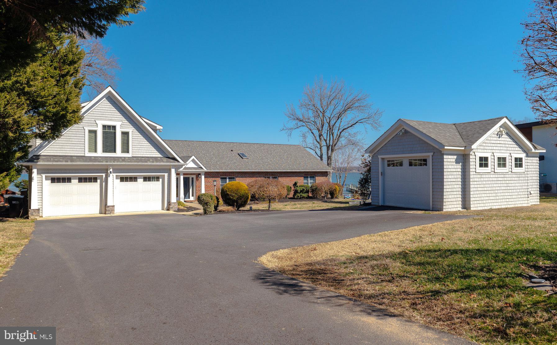 HALF PONE POINT - Residential