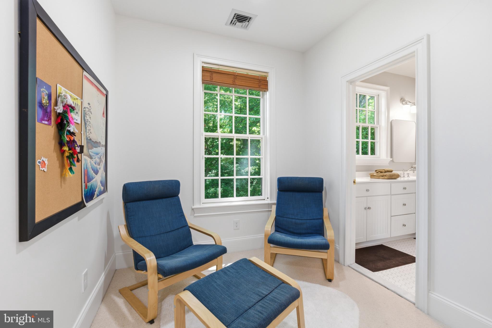 RADNOR HUNT - Residential