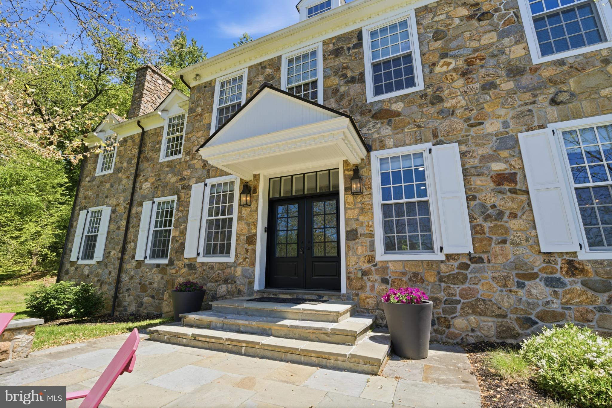 RADNOR HUNT - Residential