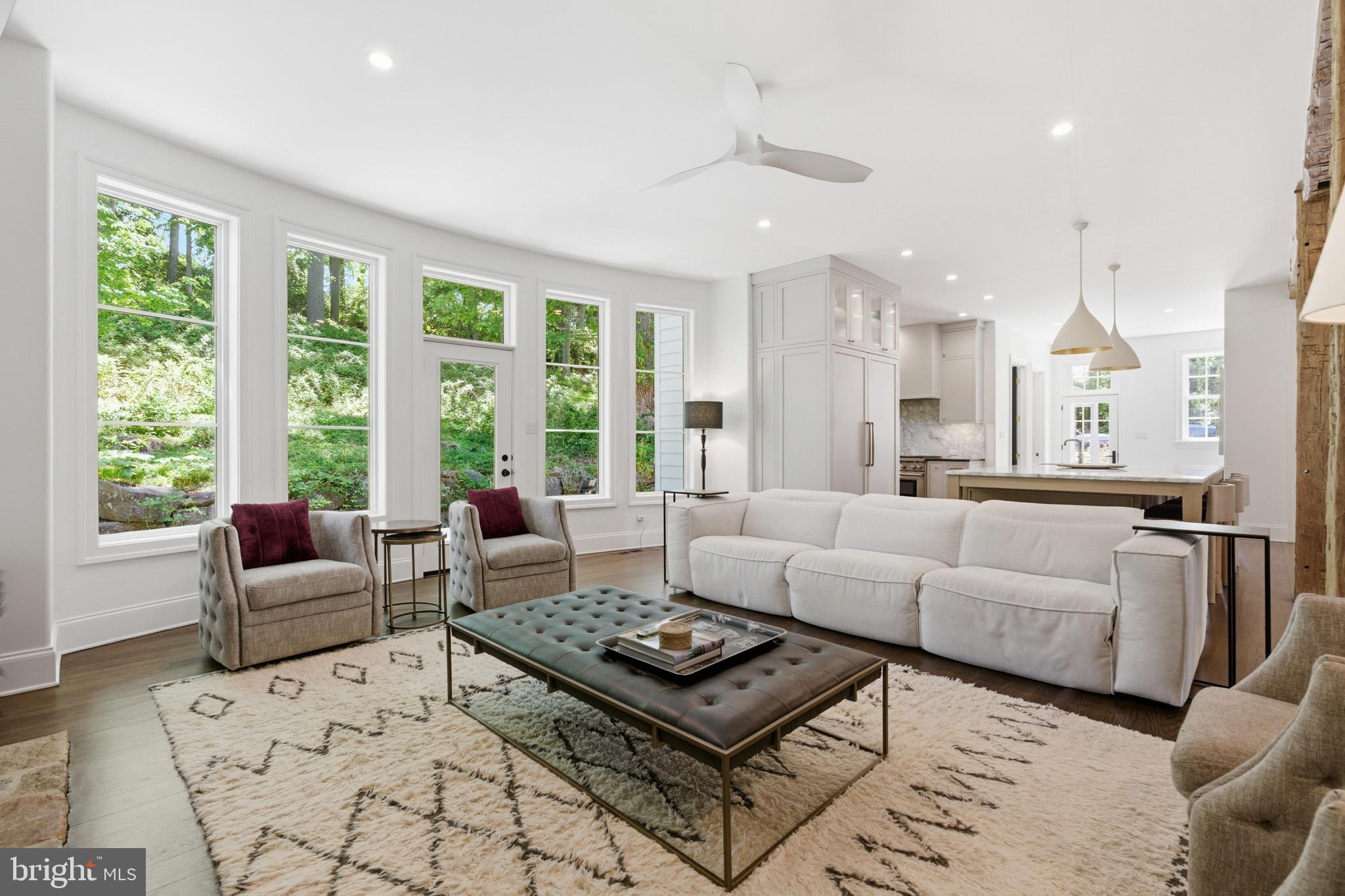 RADNOR HUNT - Residential