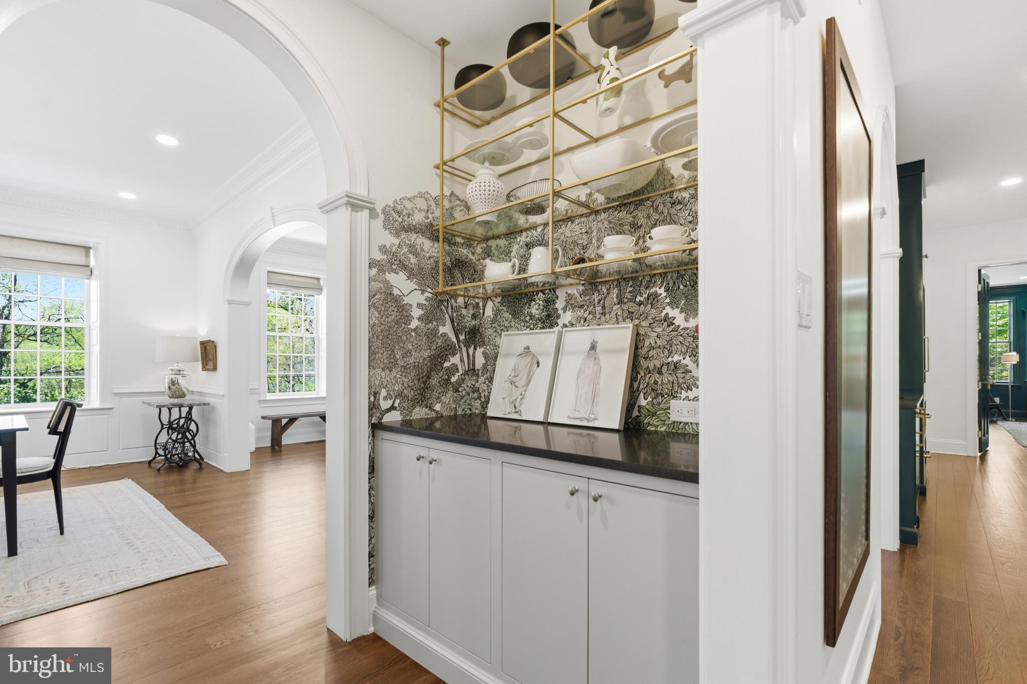 RADNOR HUNT - Residential